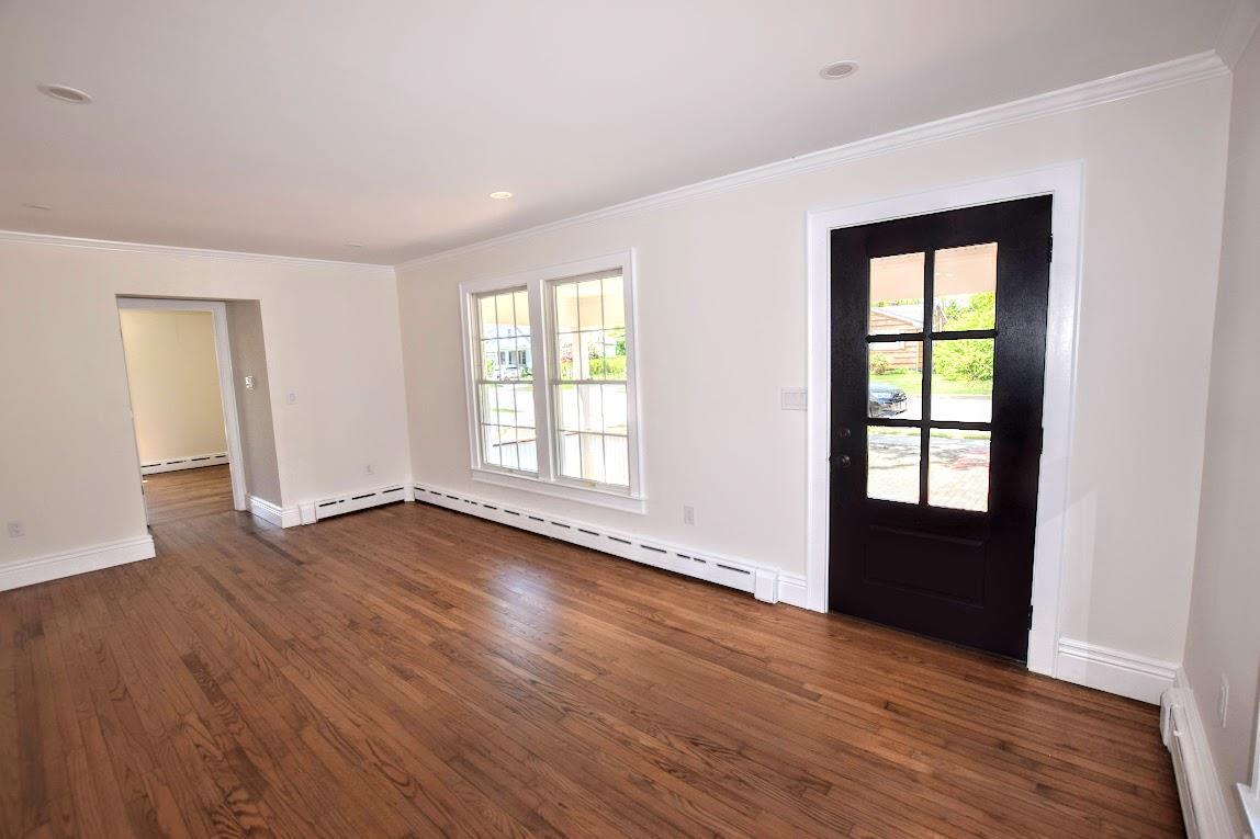 Single Family Circuit Rd  Suffolk County, NY 11713, MLS-865078-6