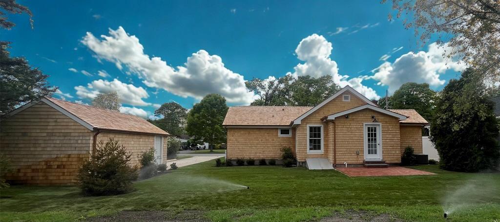 Single Family Circuit Rd  Suffolk County, NY 11713, MLS-865078-8