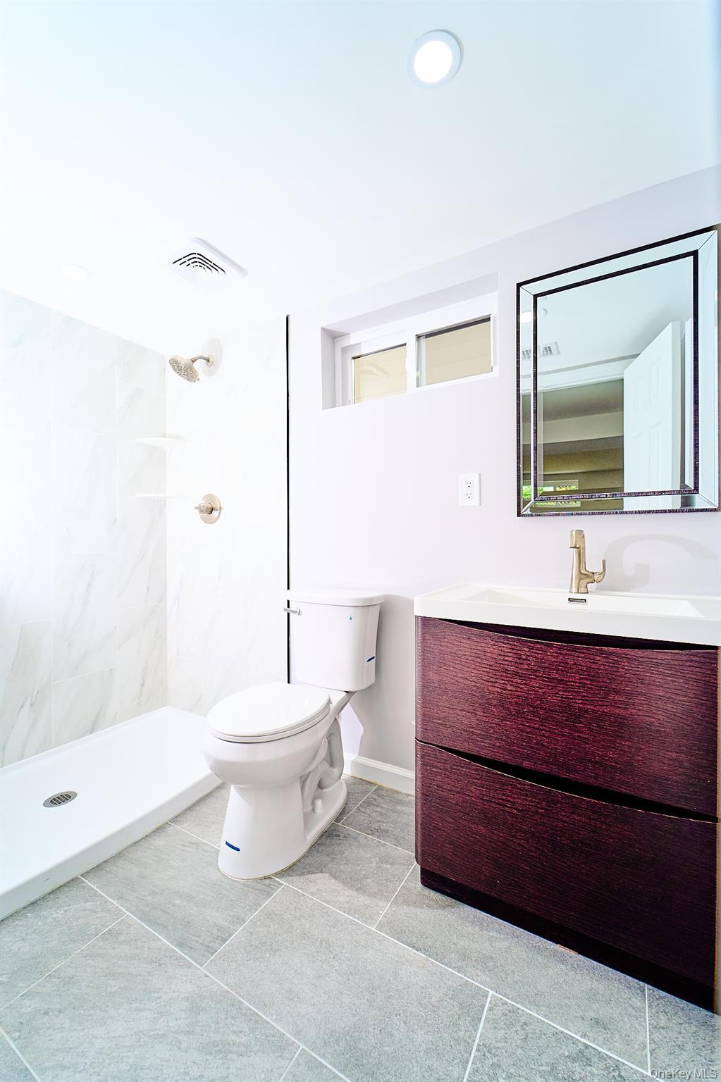 Single Family 7th Nassau County, NY 11714, MLS-865094-17