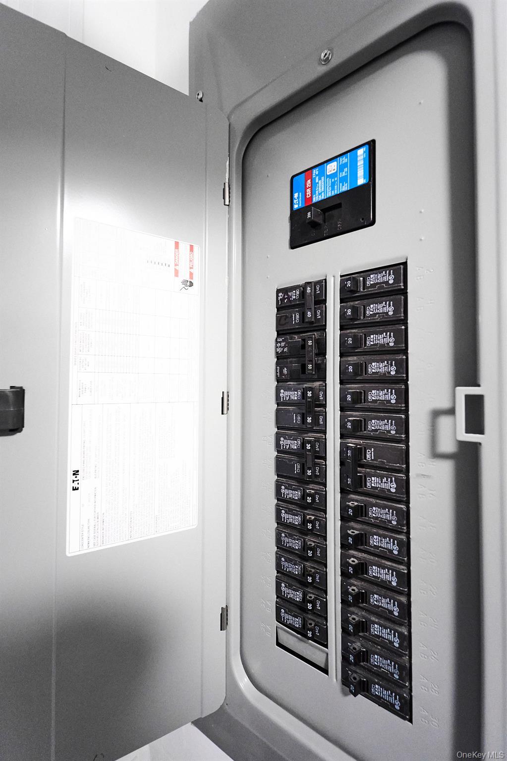 Single Family 7th Nassau County, NY 11714, MLS-865094-27