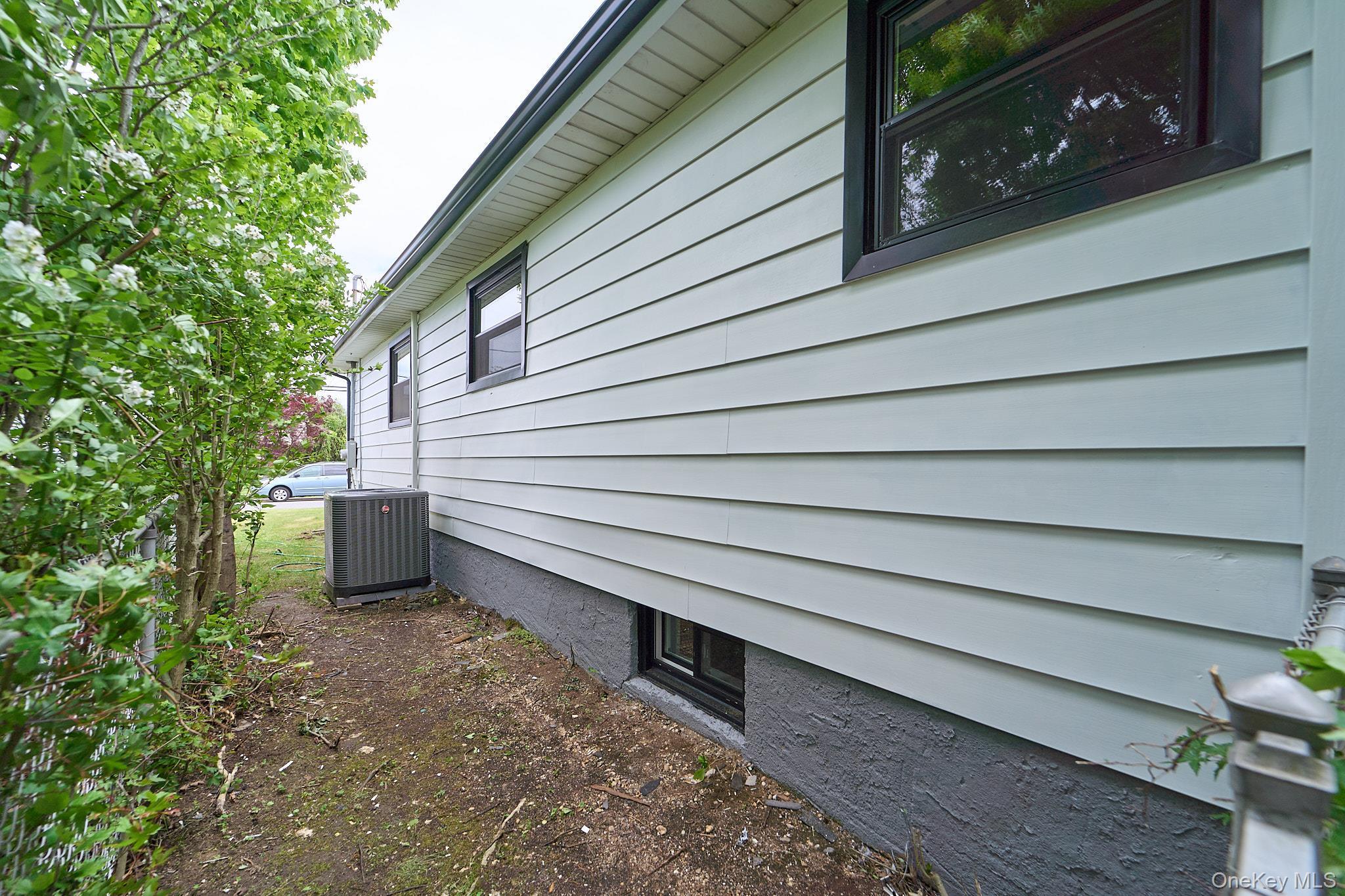 Single Family 7th Nassau County, NY 11714, MLS-865094-31