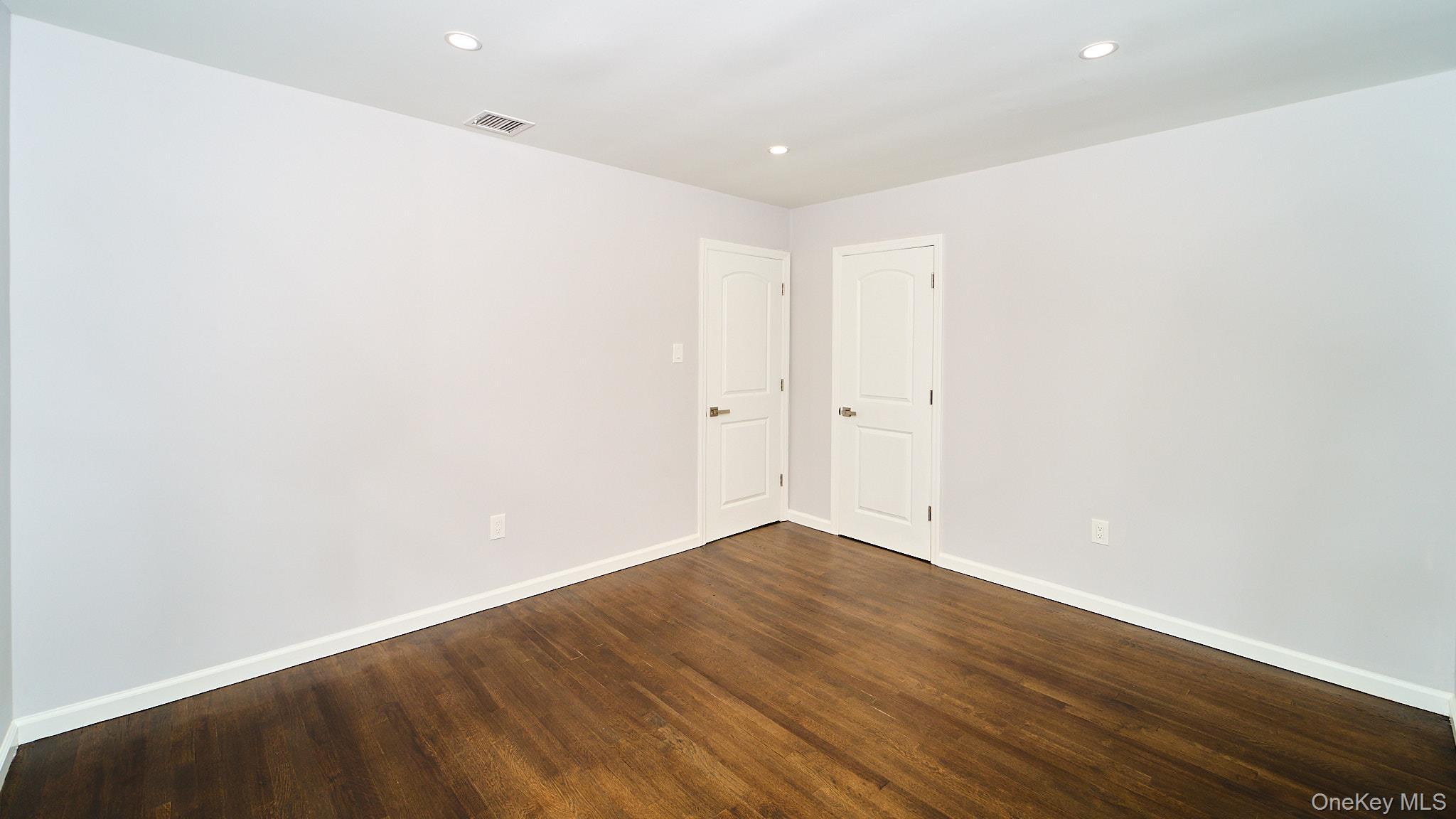 Single Family 7th Nassau County, NY 11714, MLS-865094-6