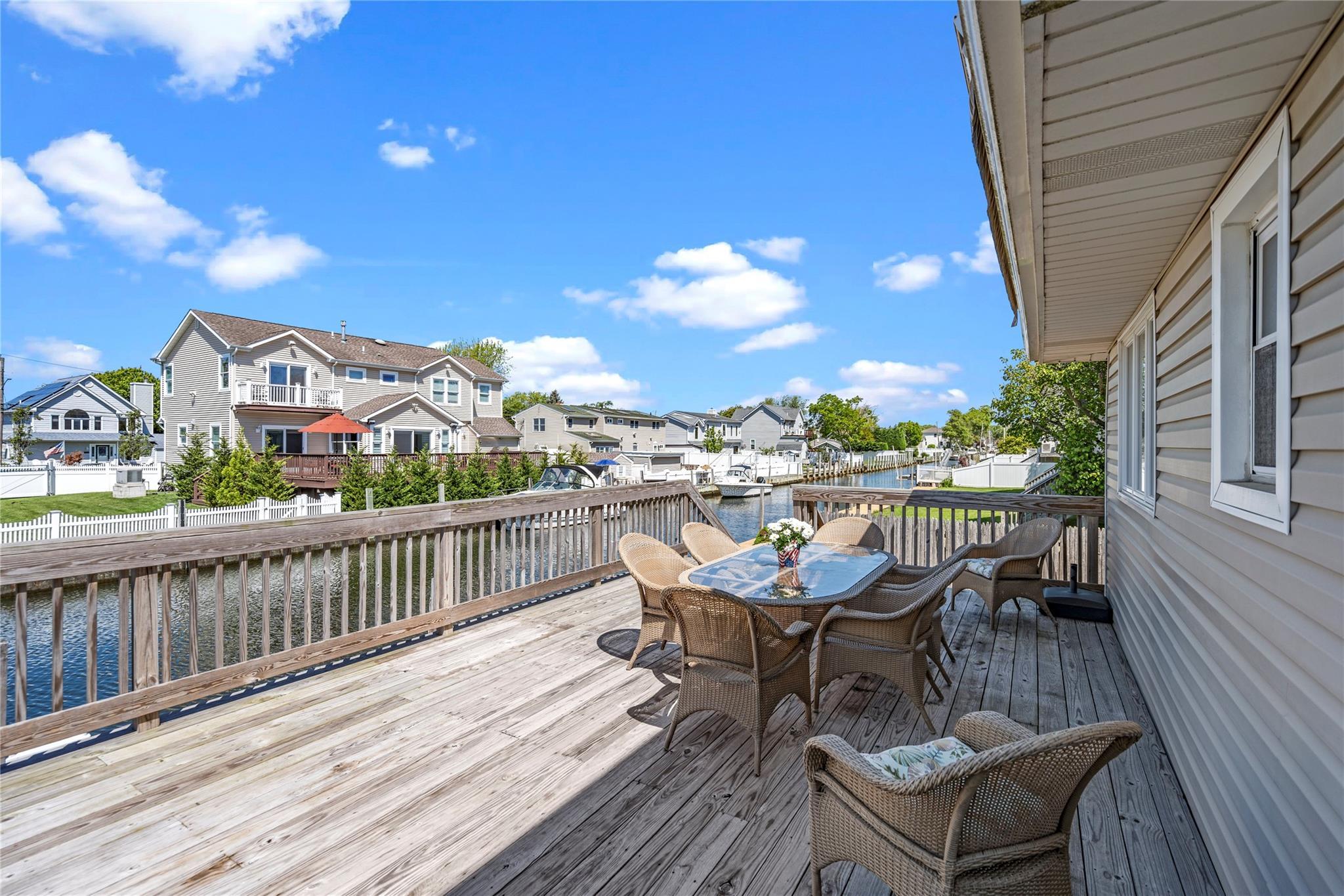 Single Family Bay  Suffolk County, NY 11795, MLS-865103-35
