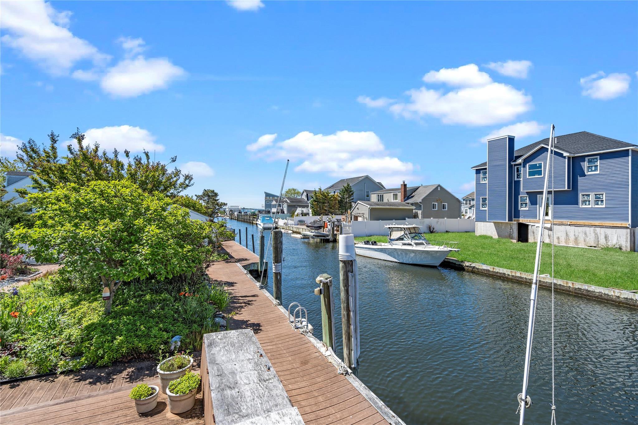 Single Family Bay  Suffolk County, NY 11795, MLS-865103-36