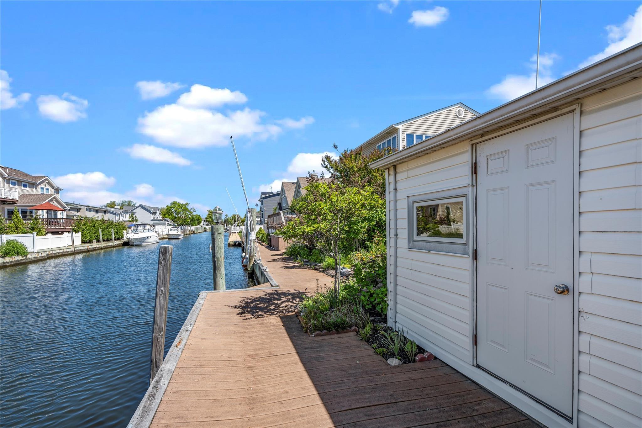 Single Family Bay  Suffolk County, NY 11795, MLS-865103-43