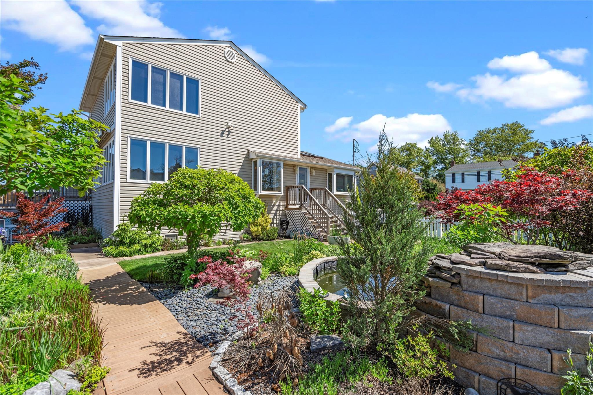 Single Family Bay  Suffolk County, NY 11795, MLS-865103-44