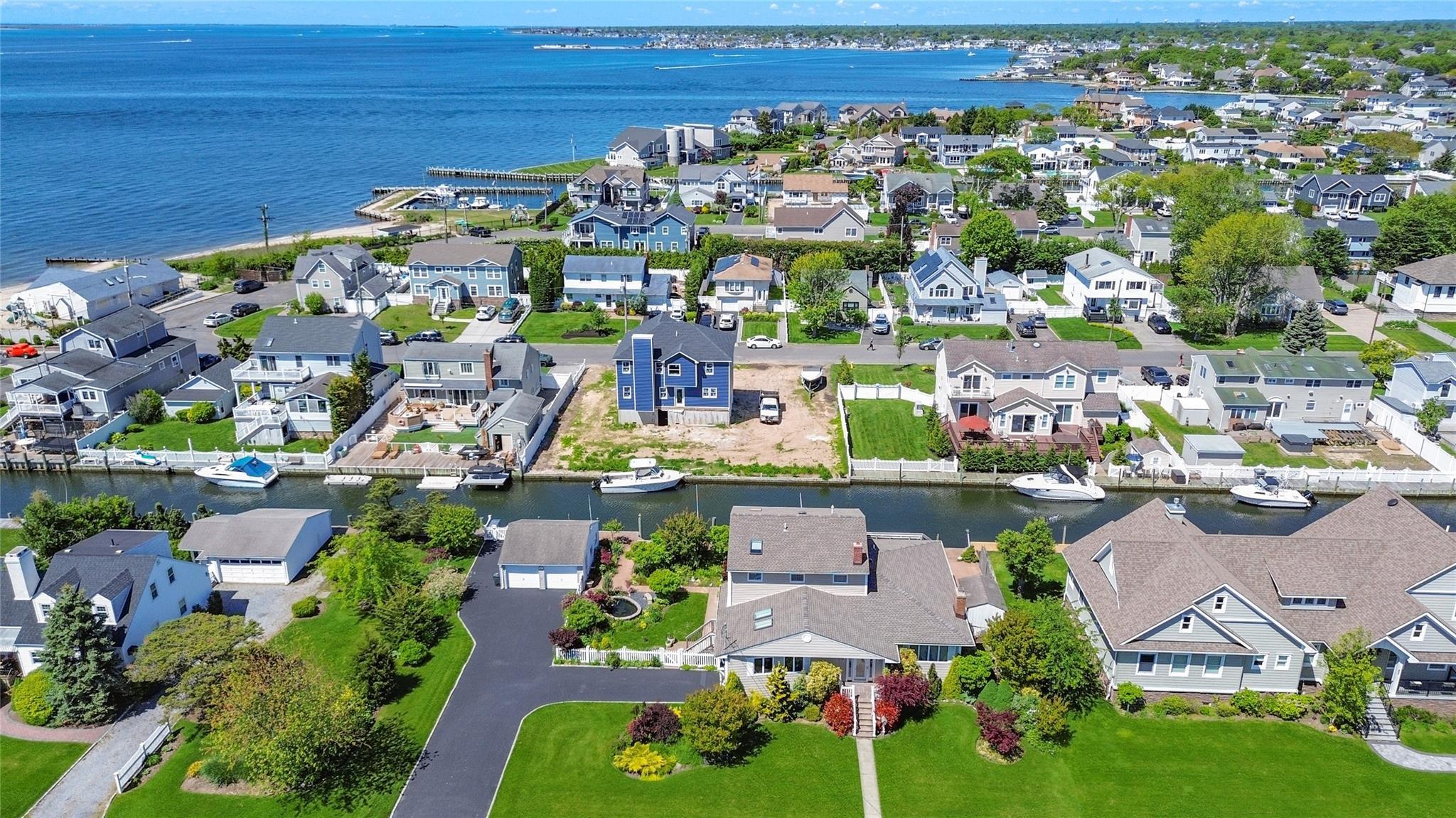 Single Family Bay  Suffolk County, NY 11795, MLS-865103-49
