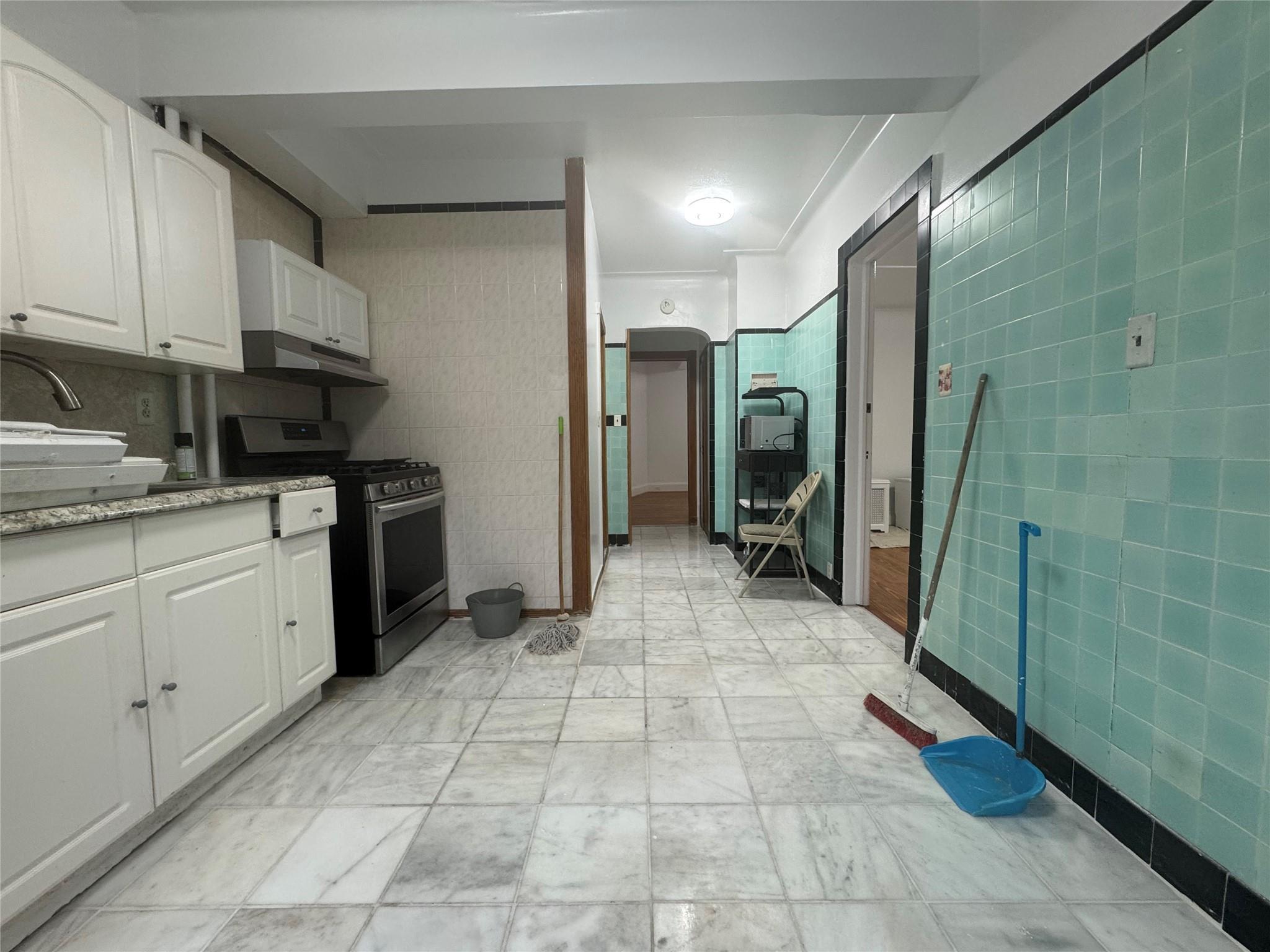 Single Family 109th Street  Queens, NY 11418, MLS-865110-16