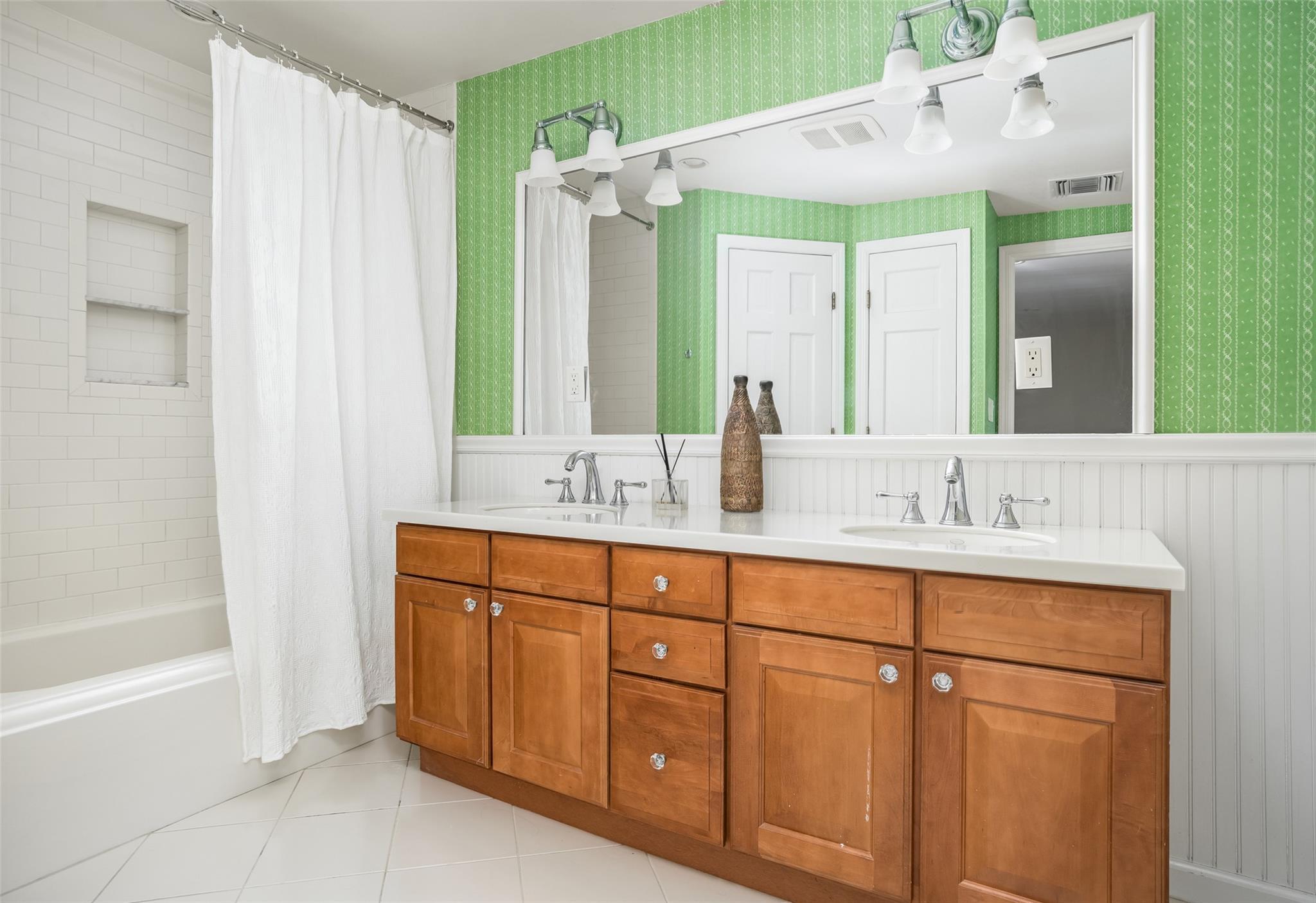 Single Family Evergreen  Westchester County, NY 10504, MLS-865111-21