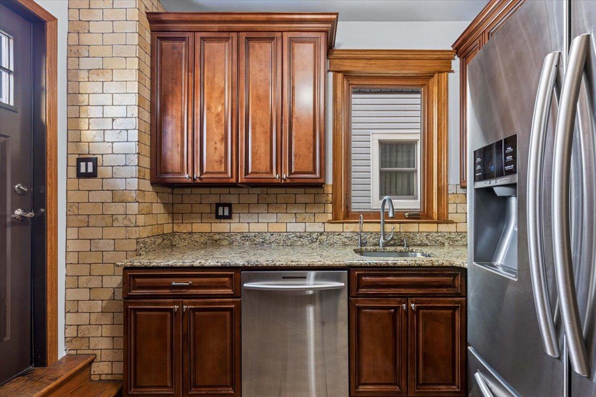 Single Family Gillespie  Bronx, NY 10461, MLS-865131-10