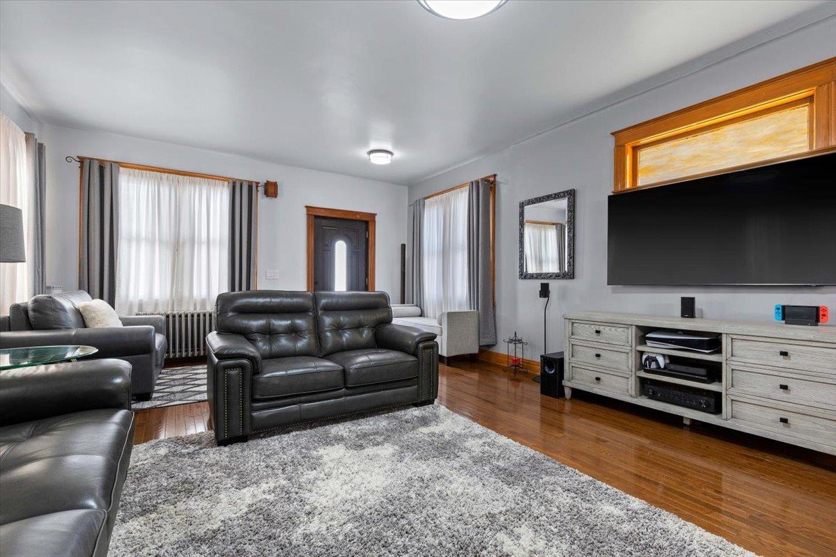Single Family Gillespie  Bronx, NY 10461, MLS-865131-5