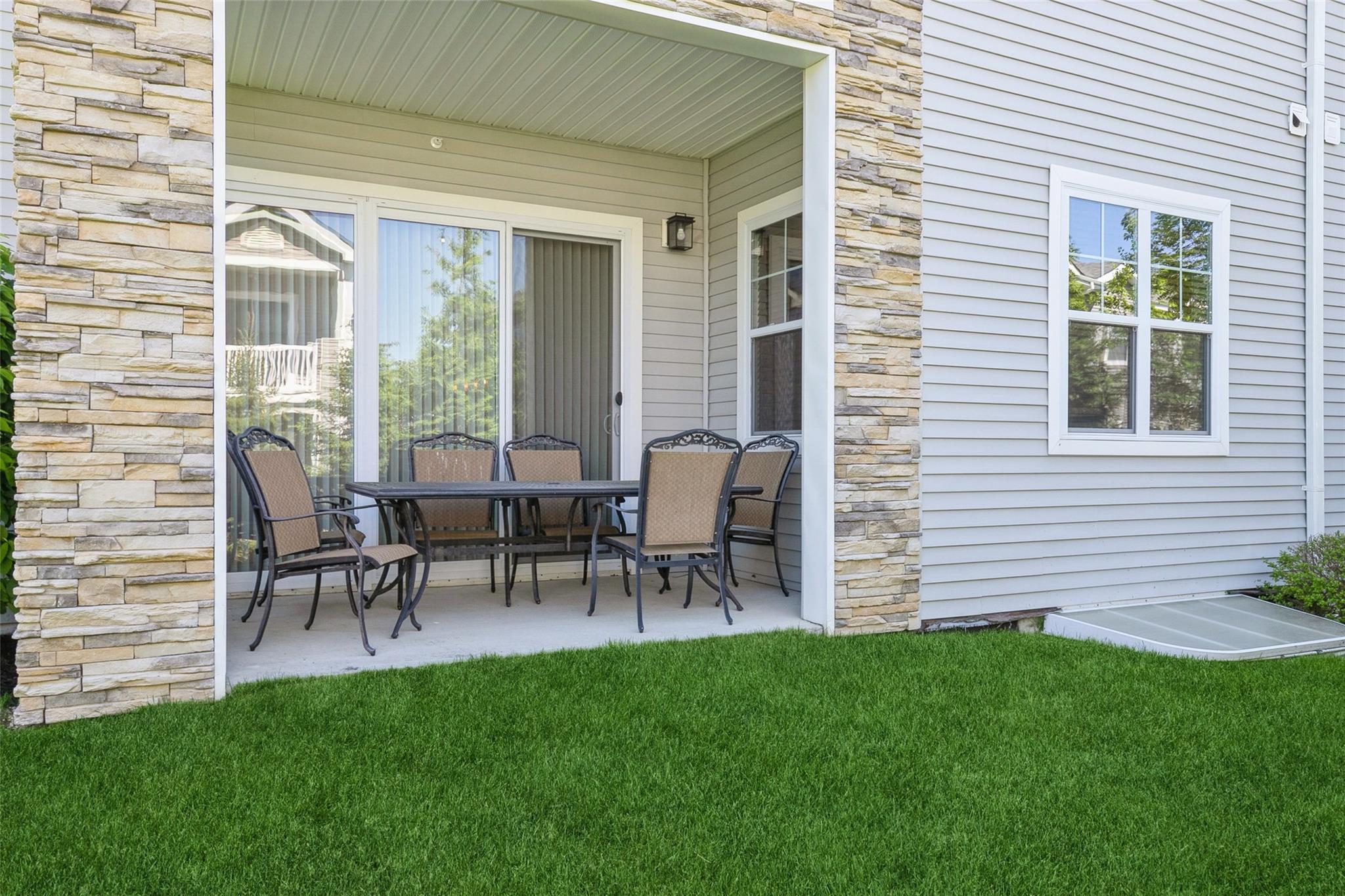 Single Family Summer  Suffolk County, NY 11731, MLS-865132-19