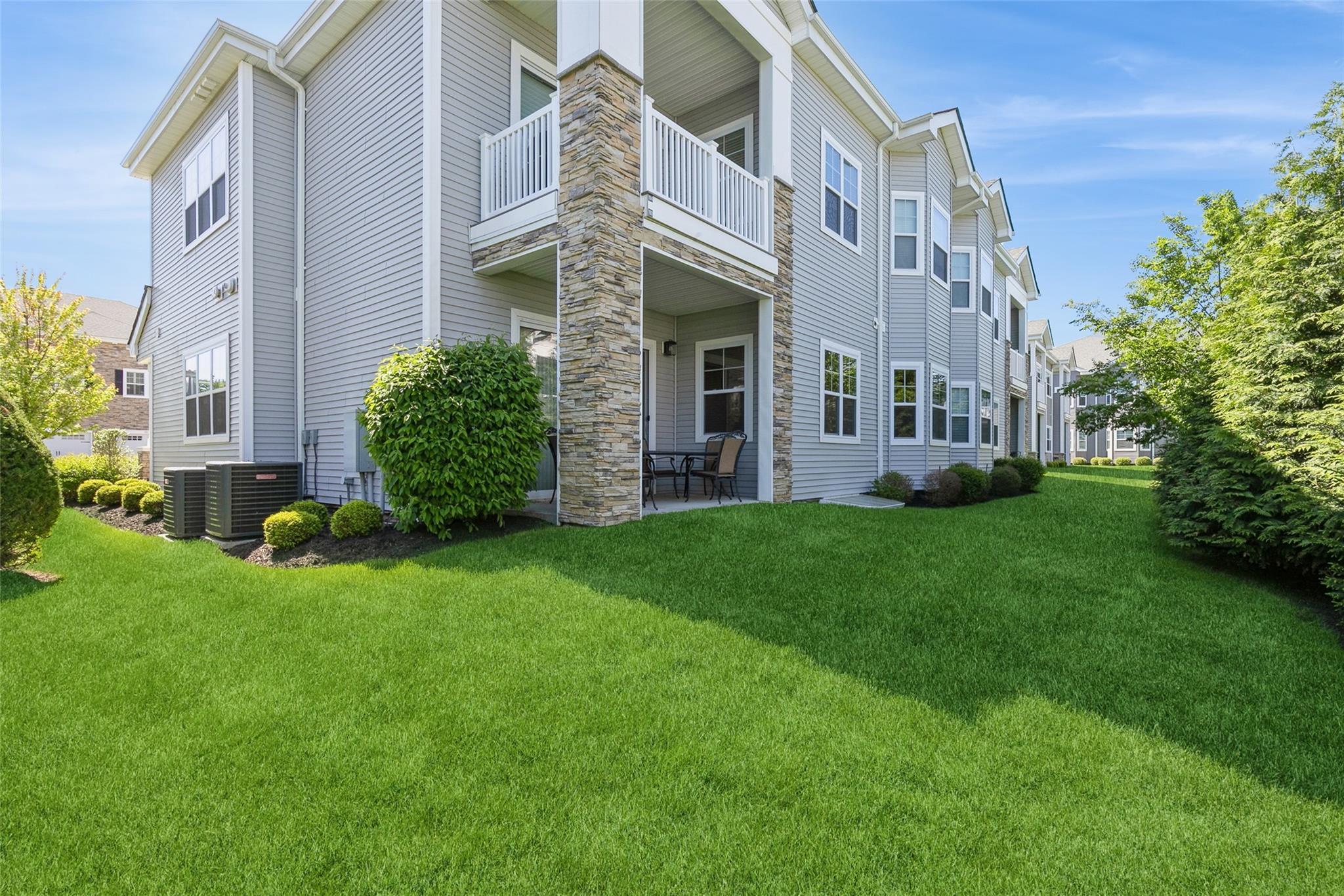 Single Family Summer  Suffolk County, NY 11731, MLS-865132-20