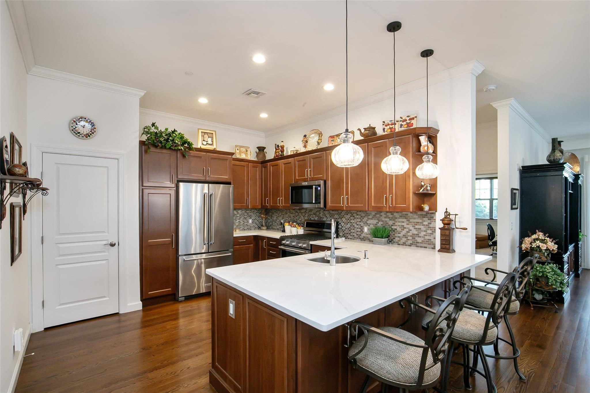 Single Family Summer  Suffolk County, NY 11731, MLS-865132-5