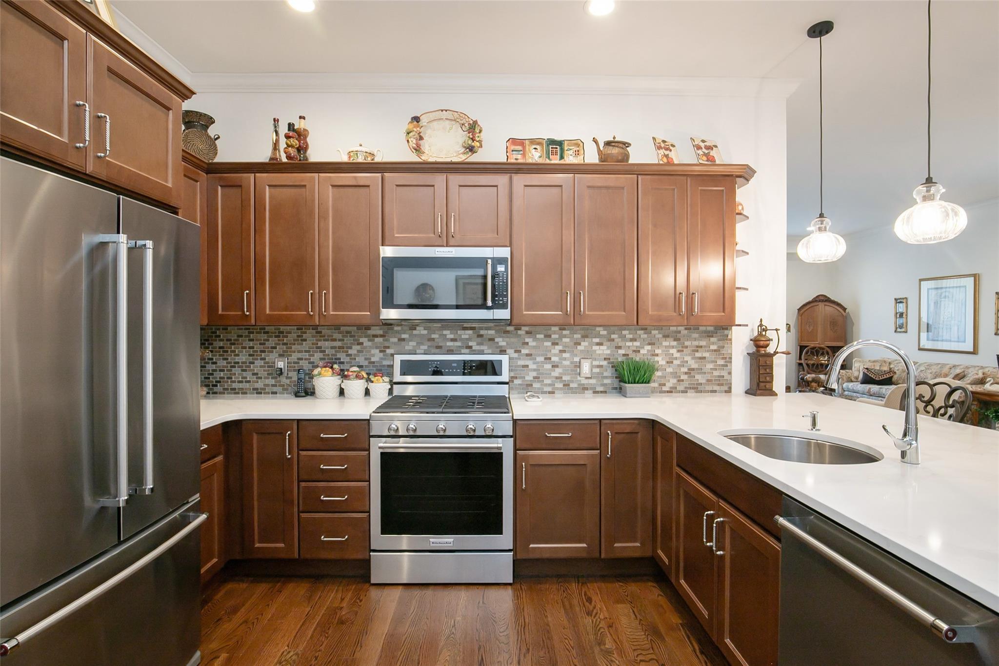 Single Family Summer  Suffolk County, NY 11731, MLS-865132-6