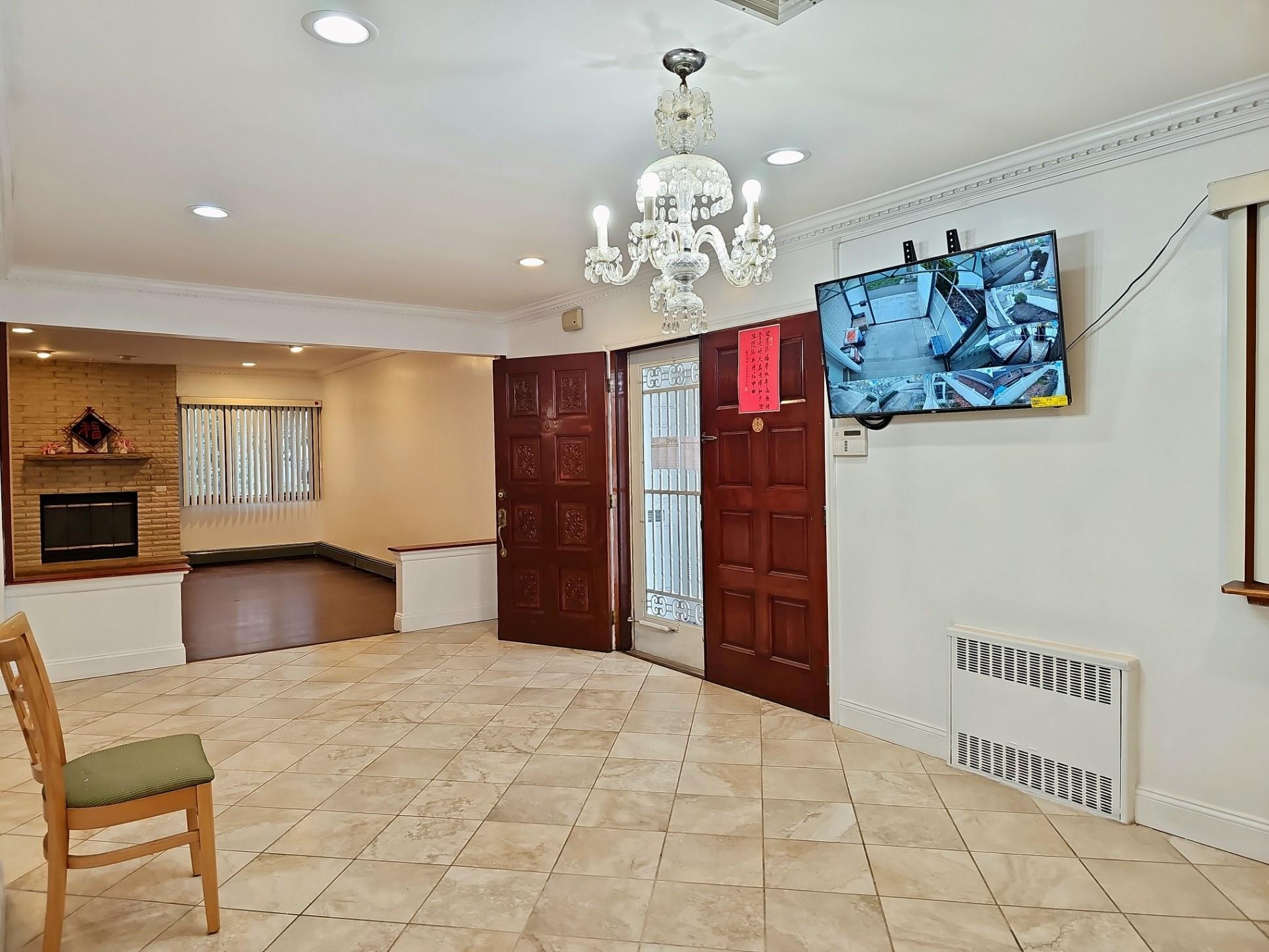 Single Family 11  Queens, NY 11357, MLS-865144-16