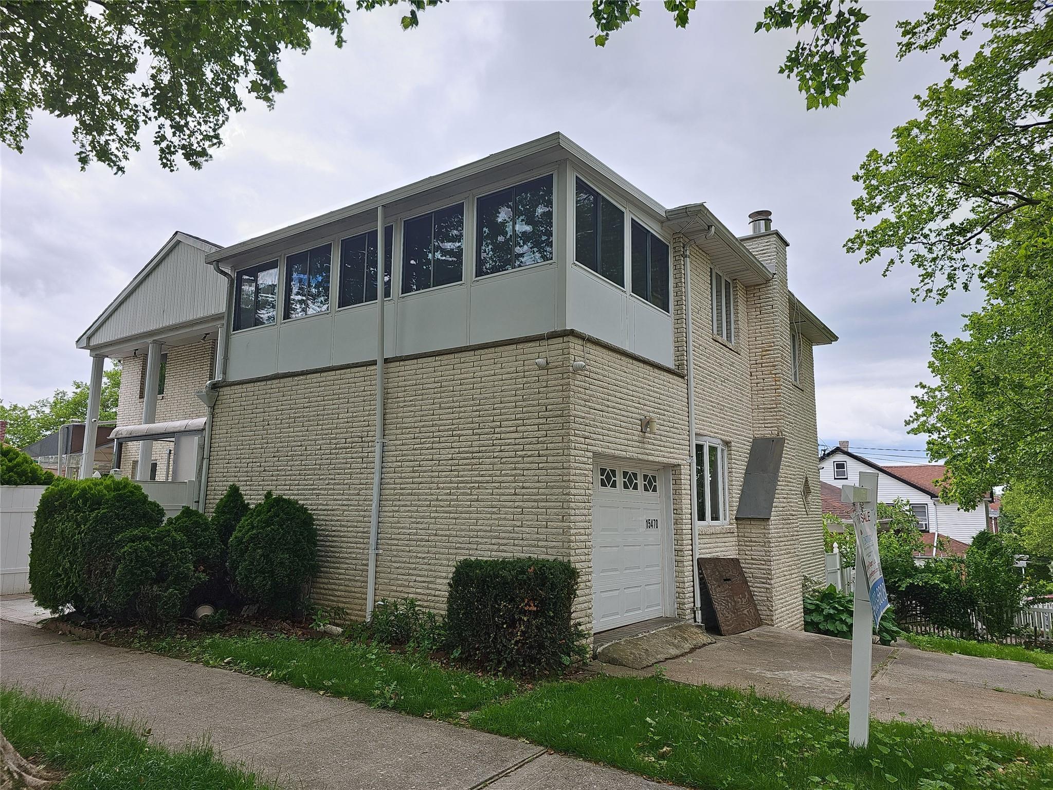 Single Family 11  Queens, NY 11357, MLS-865144-34