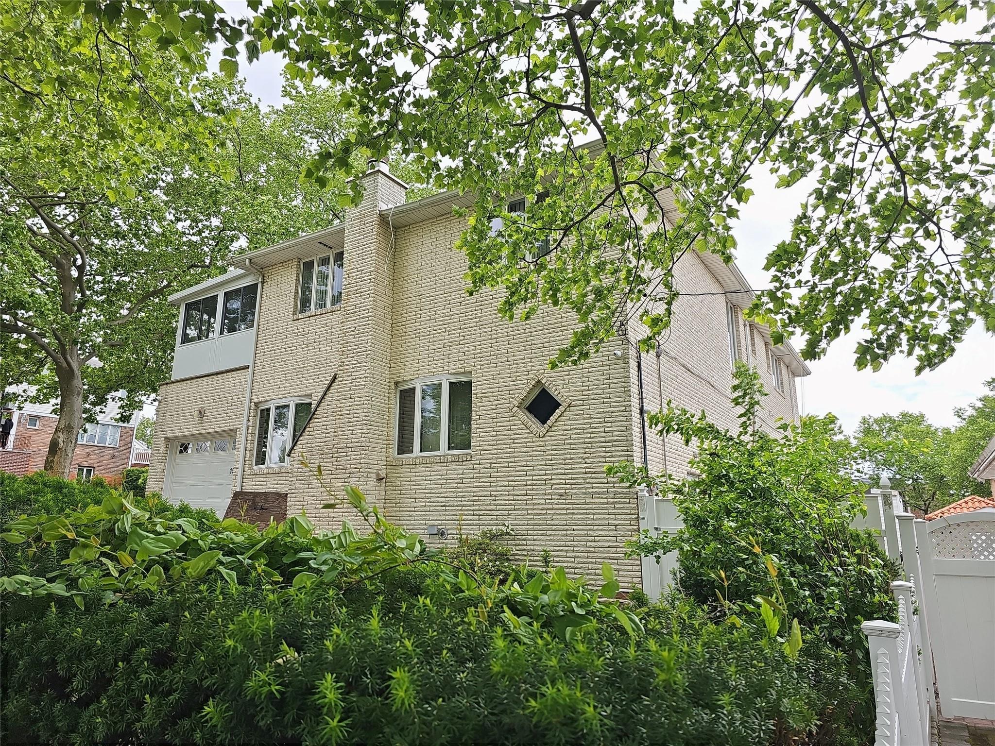 Single Family 11  Queens, NY 11357, MLS-865144-36