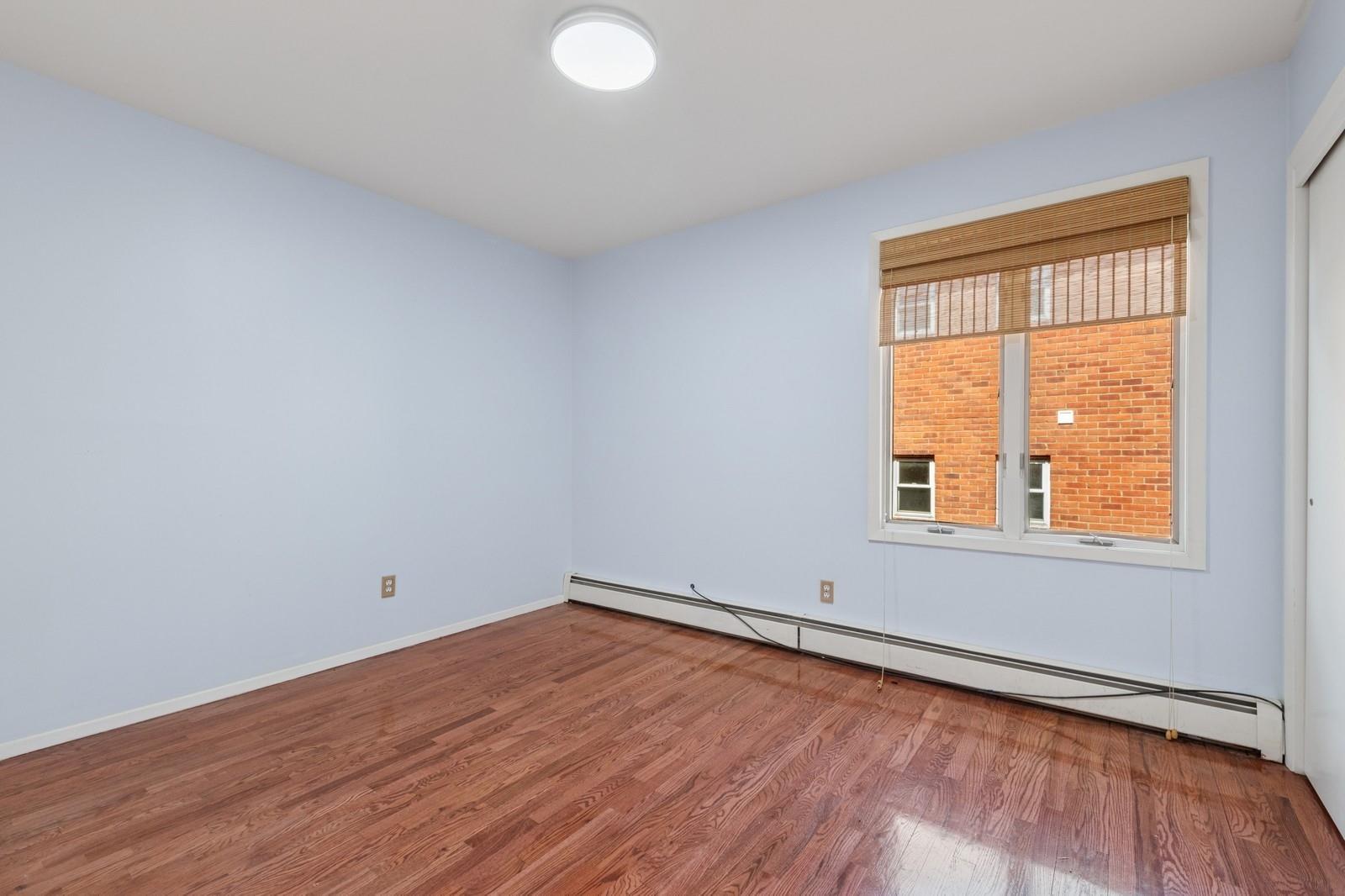 Single Family 16 Ave  Queens, NY 11360, MLS-865152-15