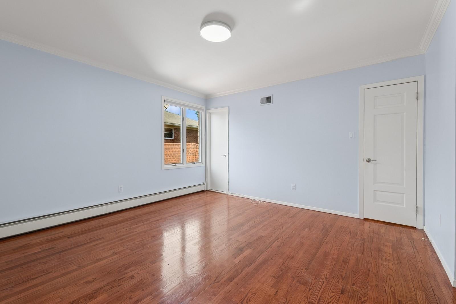 Single Family 16 Ave  Queens, NY 11360, MLS-865152-16