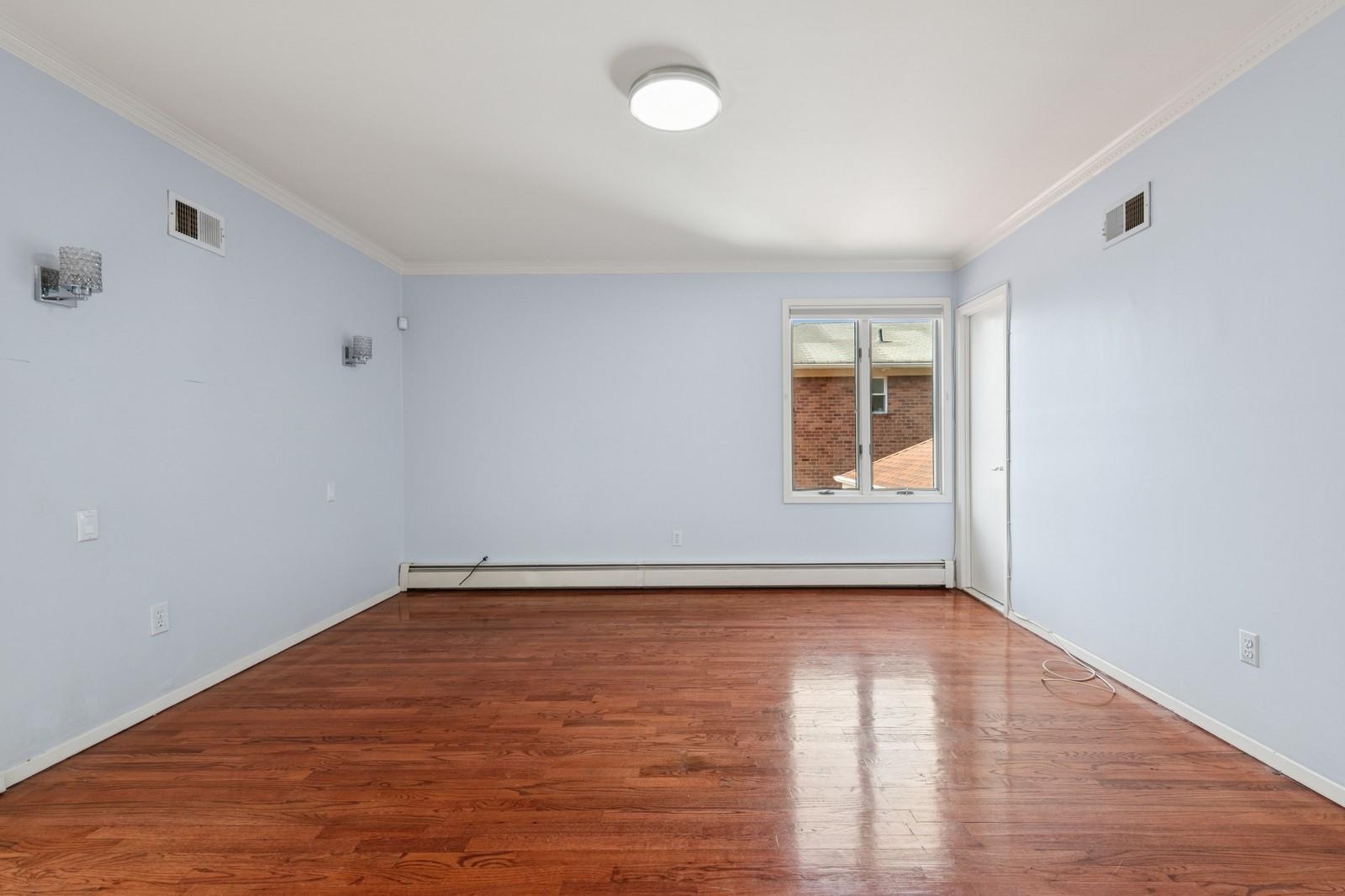 Single Family 16 Ave  Queens, NY 11360, MLS-865152-18
