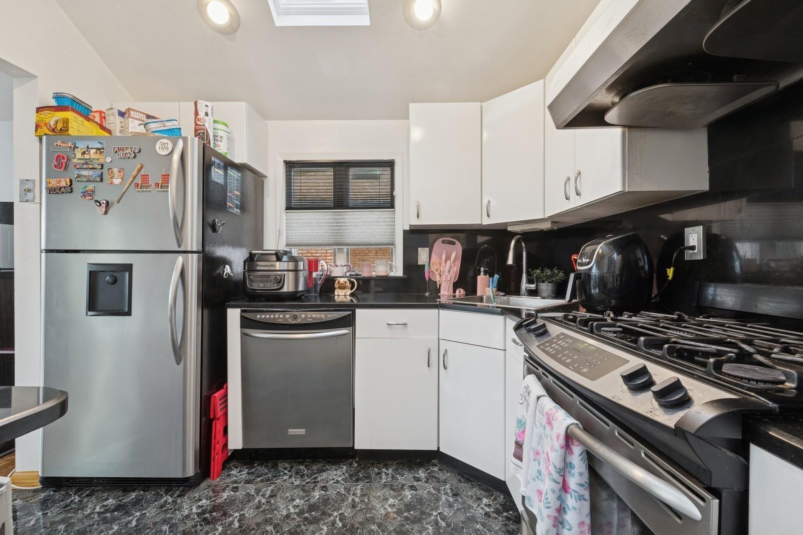 Single Family 16 Ave  Queens, NY 11360, MLS-865152-24