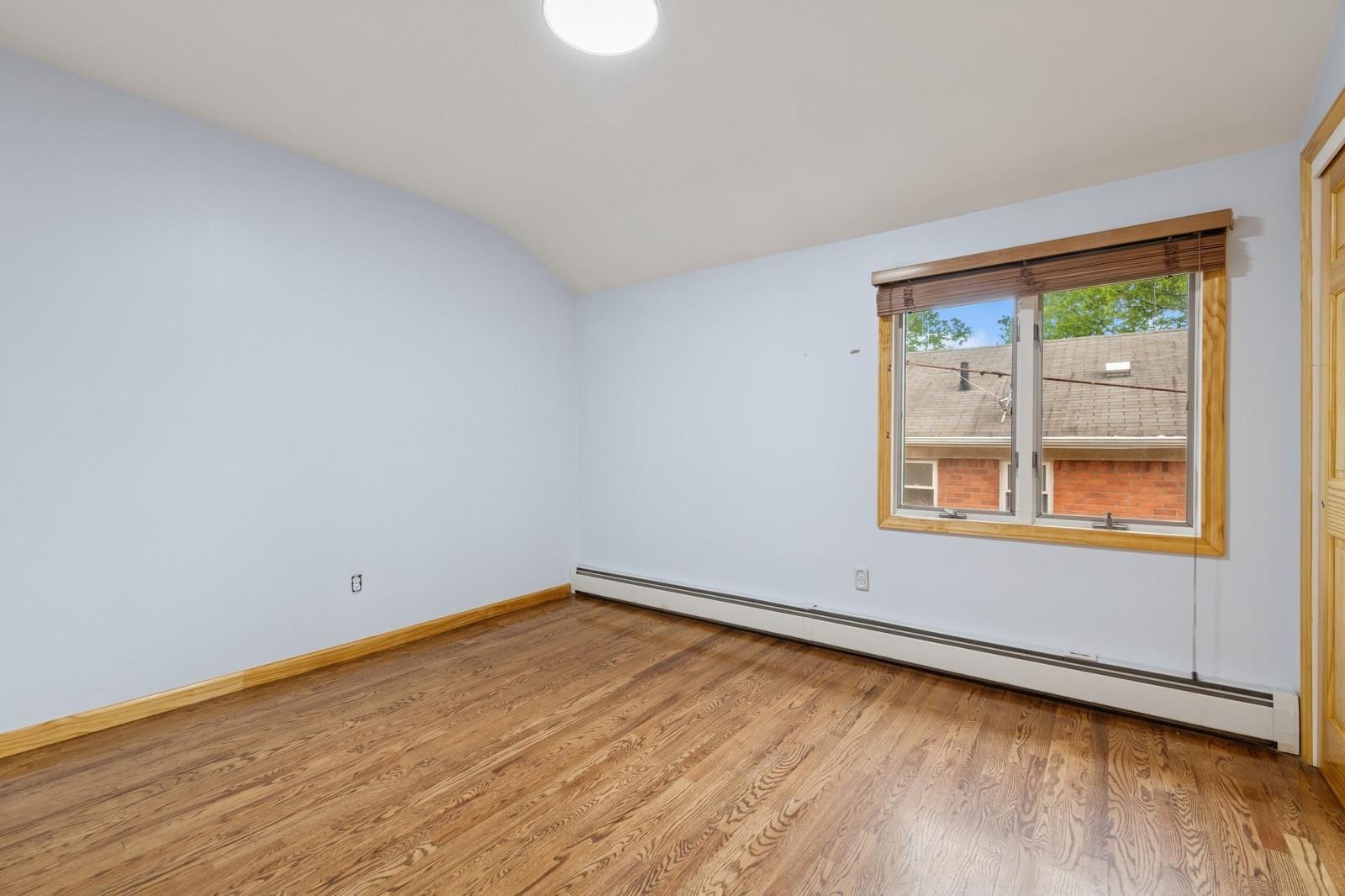 Single Family 16 Ave  Queens, NY 11360, MLS-865152-28