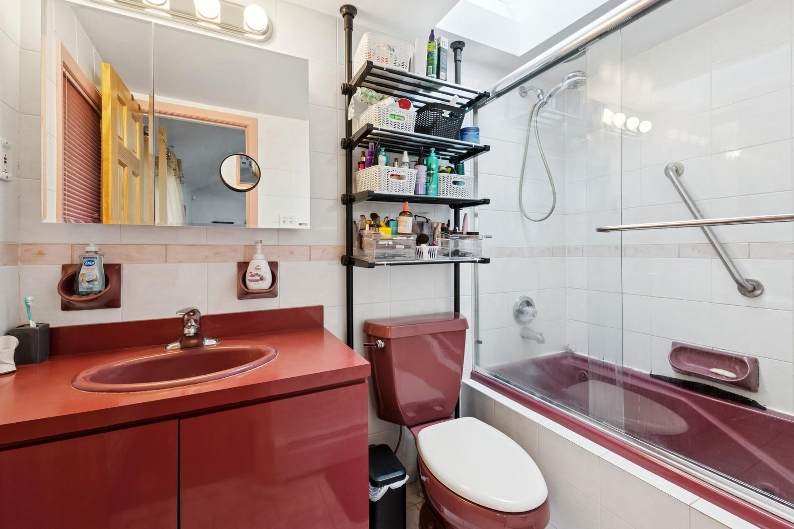 Single Family 16 Ave  Queens, NY 11360, MLS-865152-31