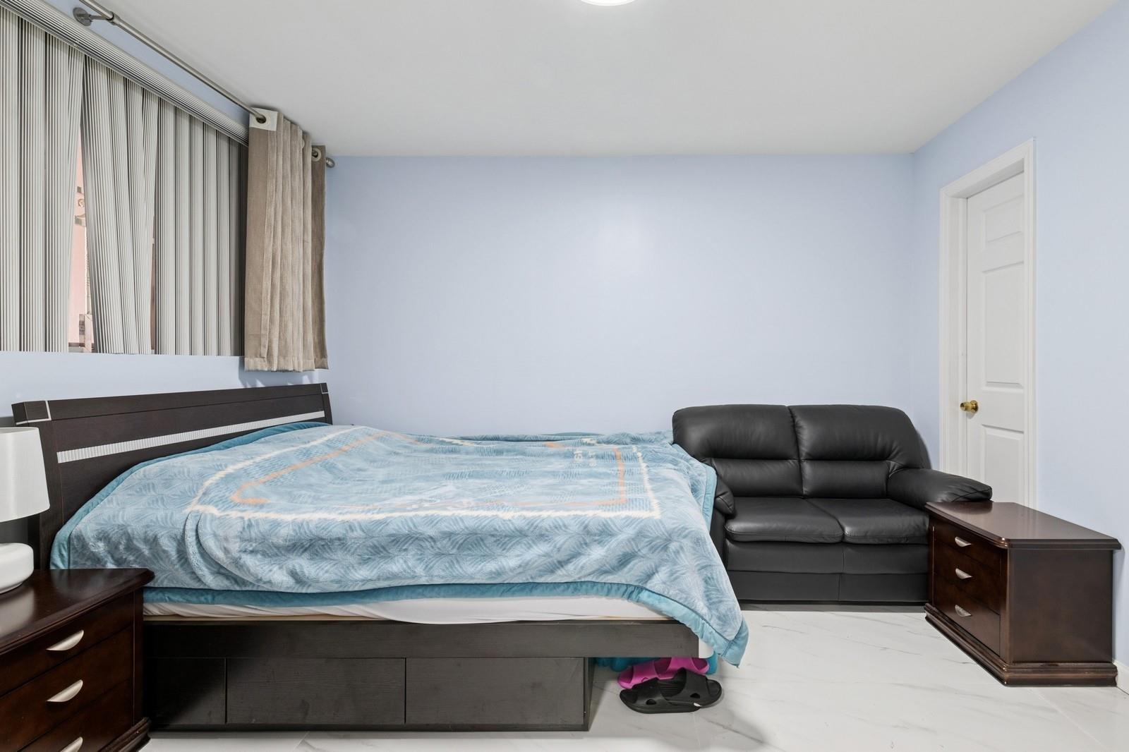 Single Family 16 Ave  Queens, NY 11360, MLS-865152-35