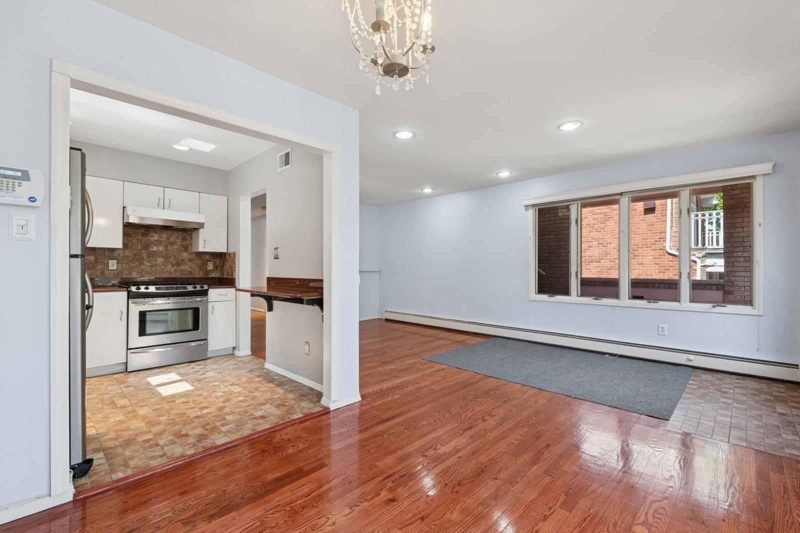 Single Family 16 Ave  Queens, NY 11360, MLS-865152-7