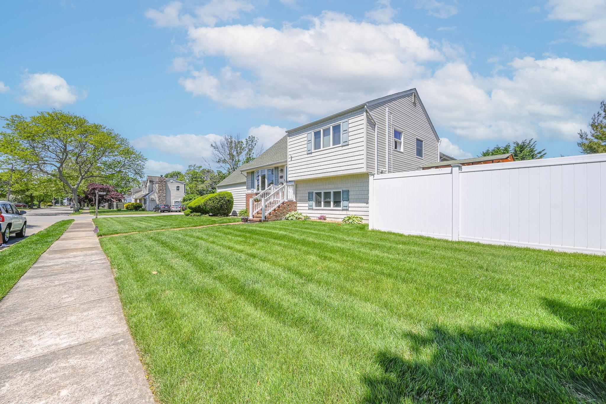 Single Family Baldwin  Nassau County, NY 11758, MLS-865155-3