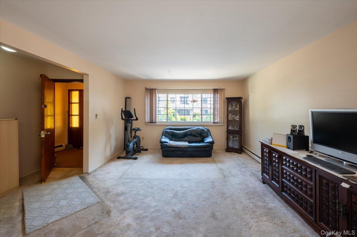 Single Family 29th Queens, NY 11358, MLS-865156-7