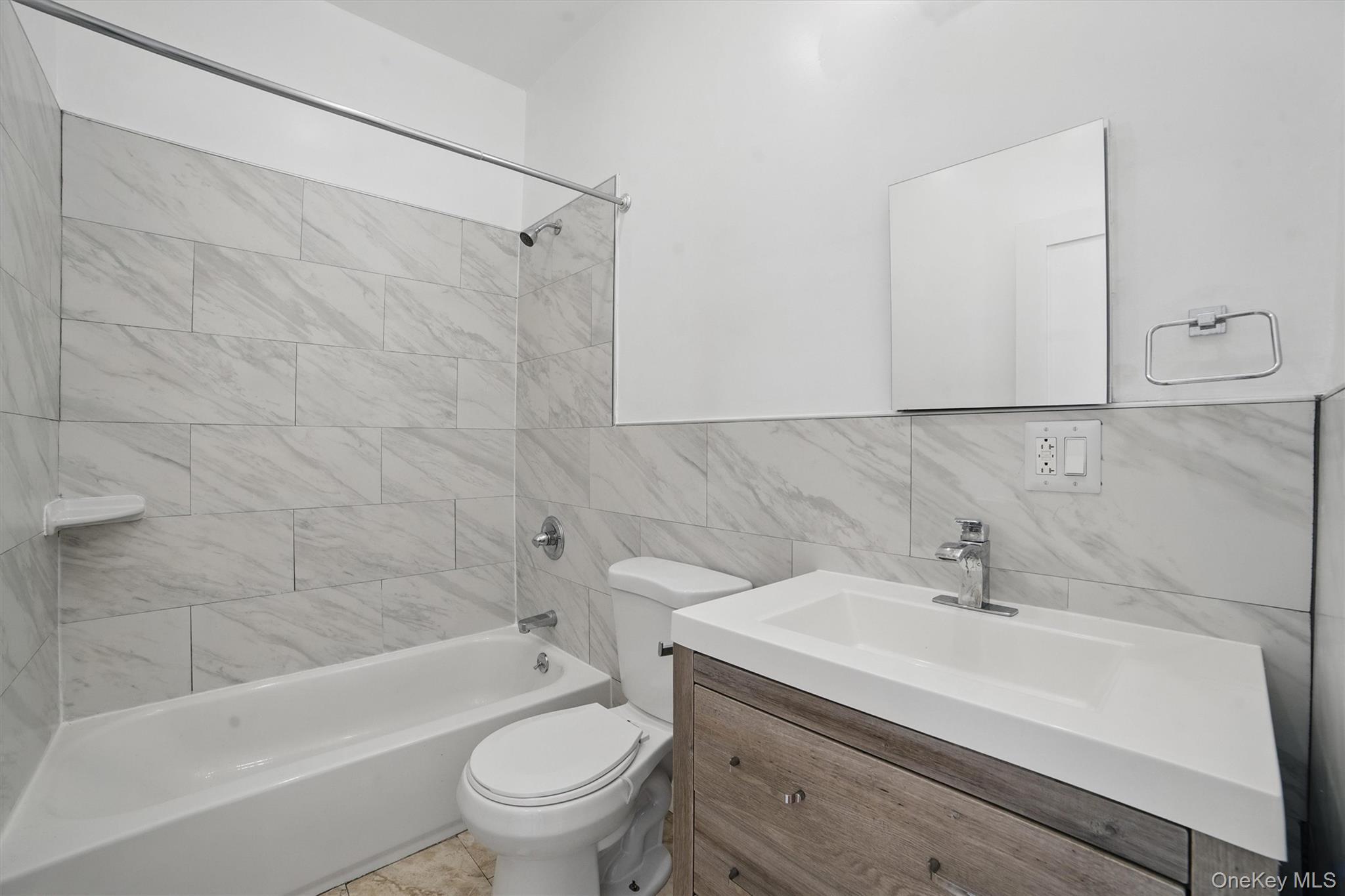 Single Family Van Cortlandt Park Westchester County, NY 10701, MLS-865171-10