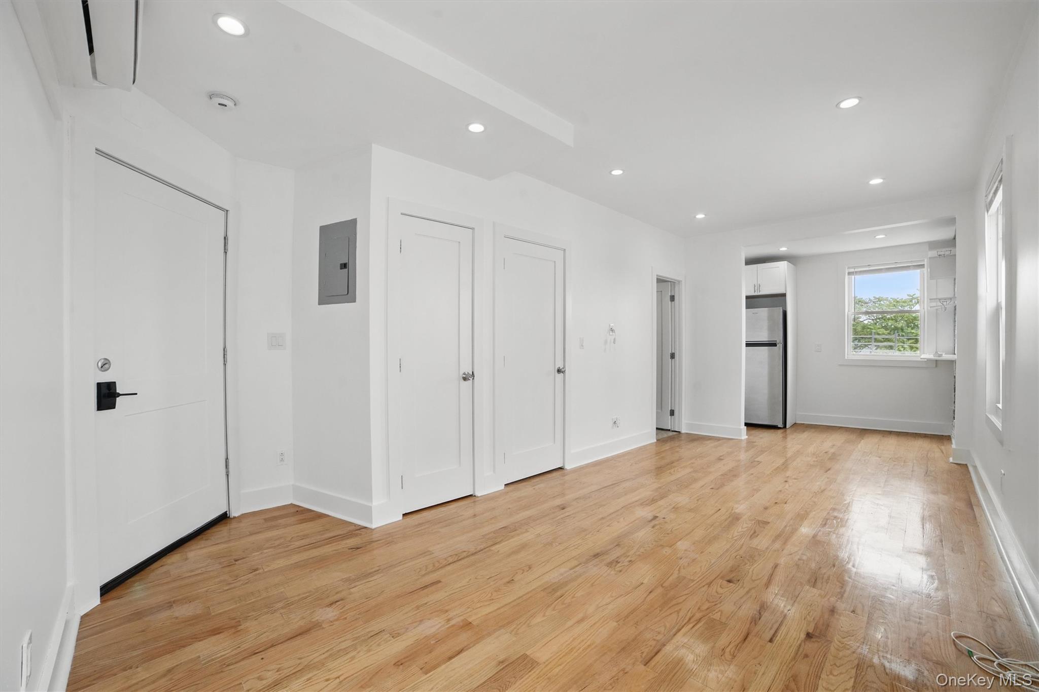 Single Family Van Cortlandt Park Westchester County, NY 10701, MLS-865171-12