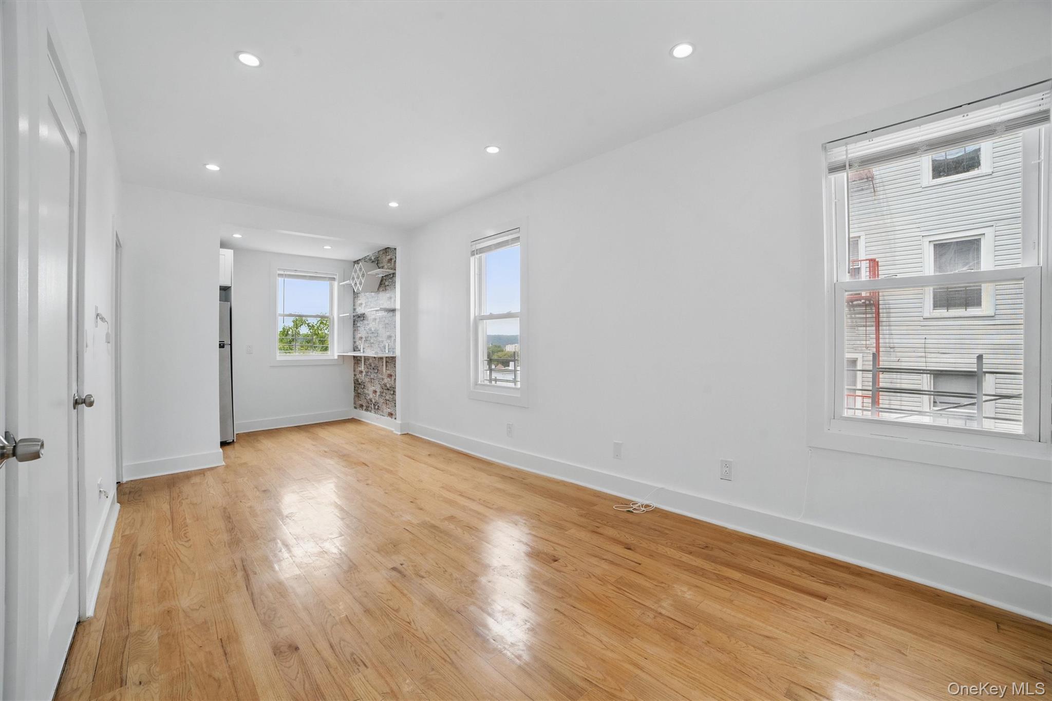 Single Family Van Cortlandt Park Westchester County, NY 10701, MLS-865171-13