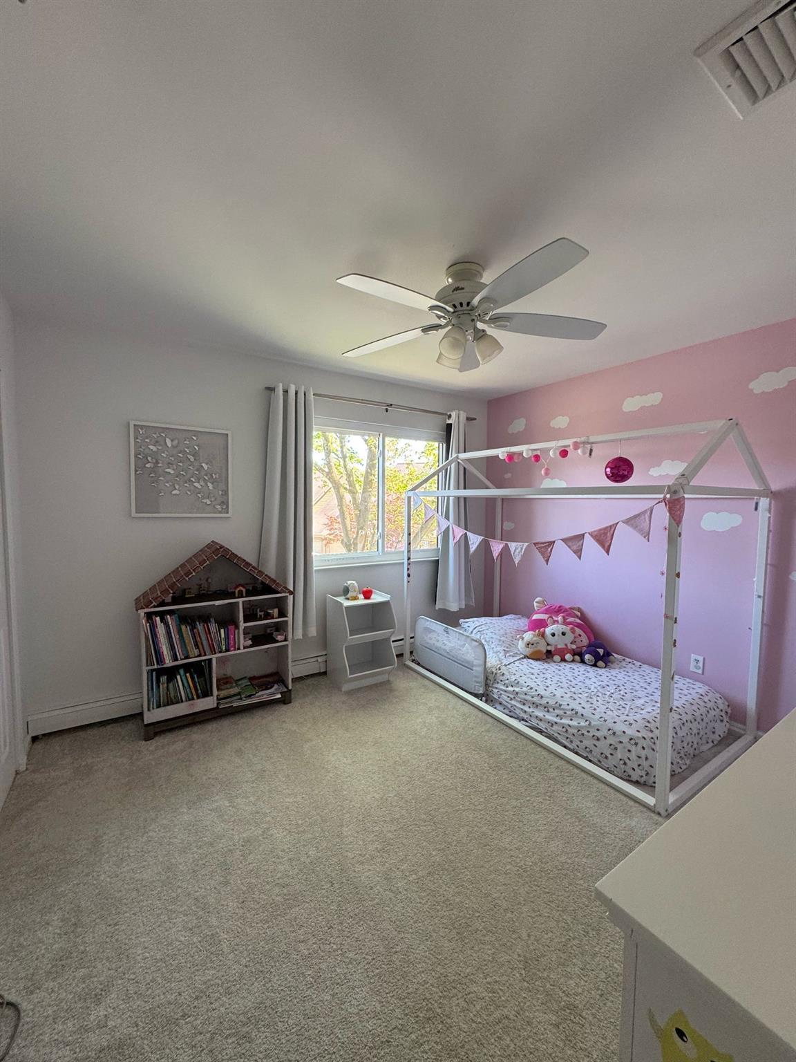 Single Family Greenway Close  Westchester County, NY 10573, MLS-865173-19