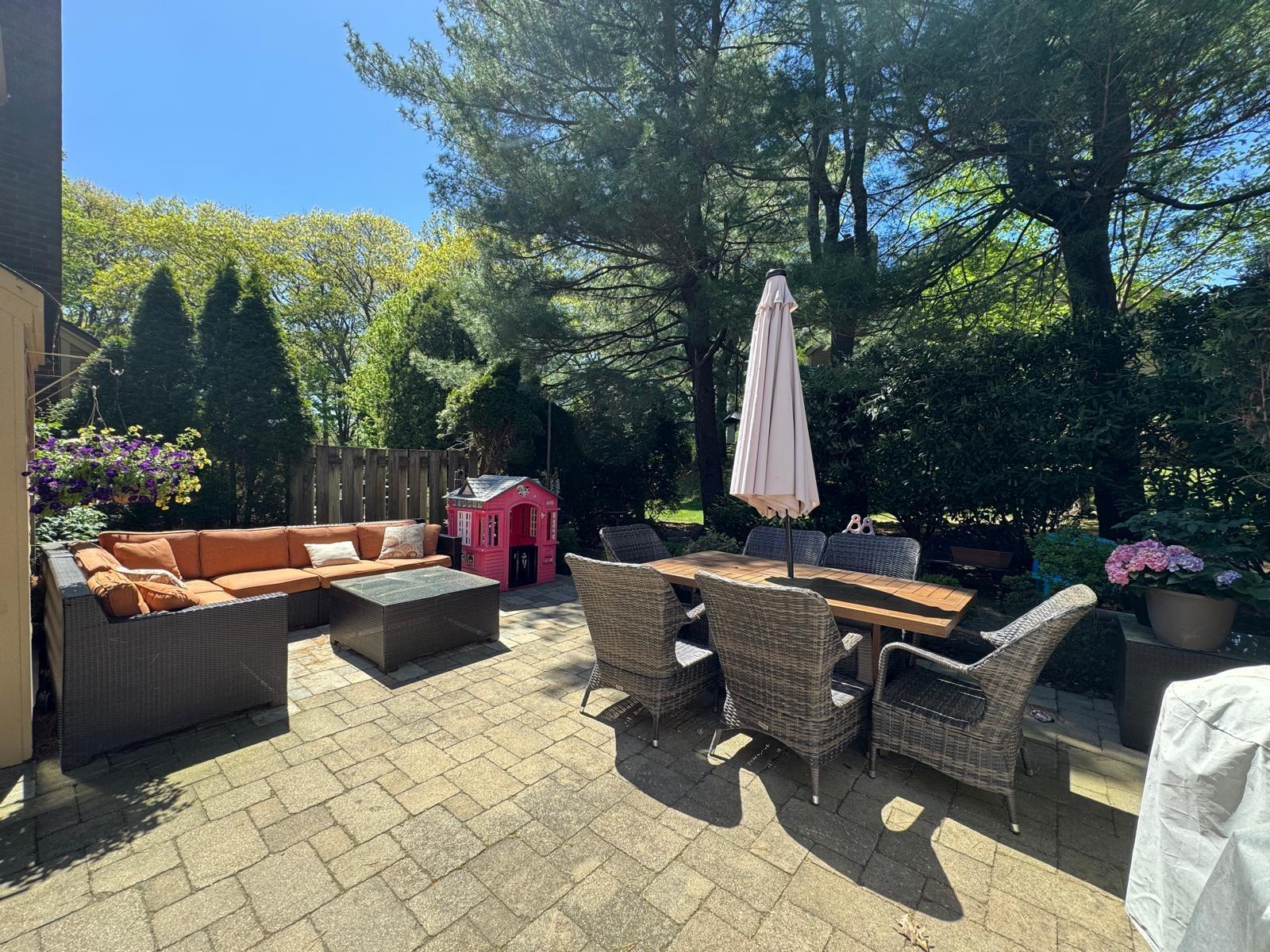Single Family Greenway Close  Westchester County, NY 10573, MLS-865173-36