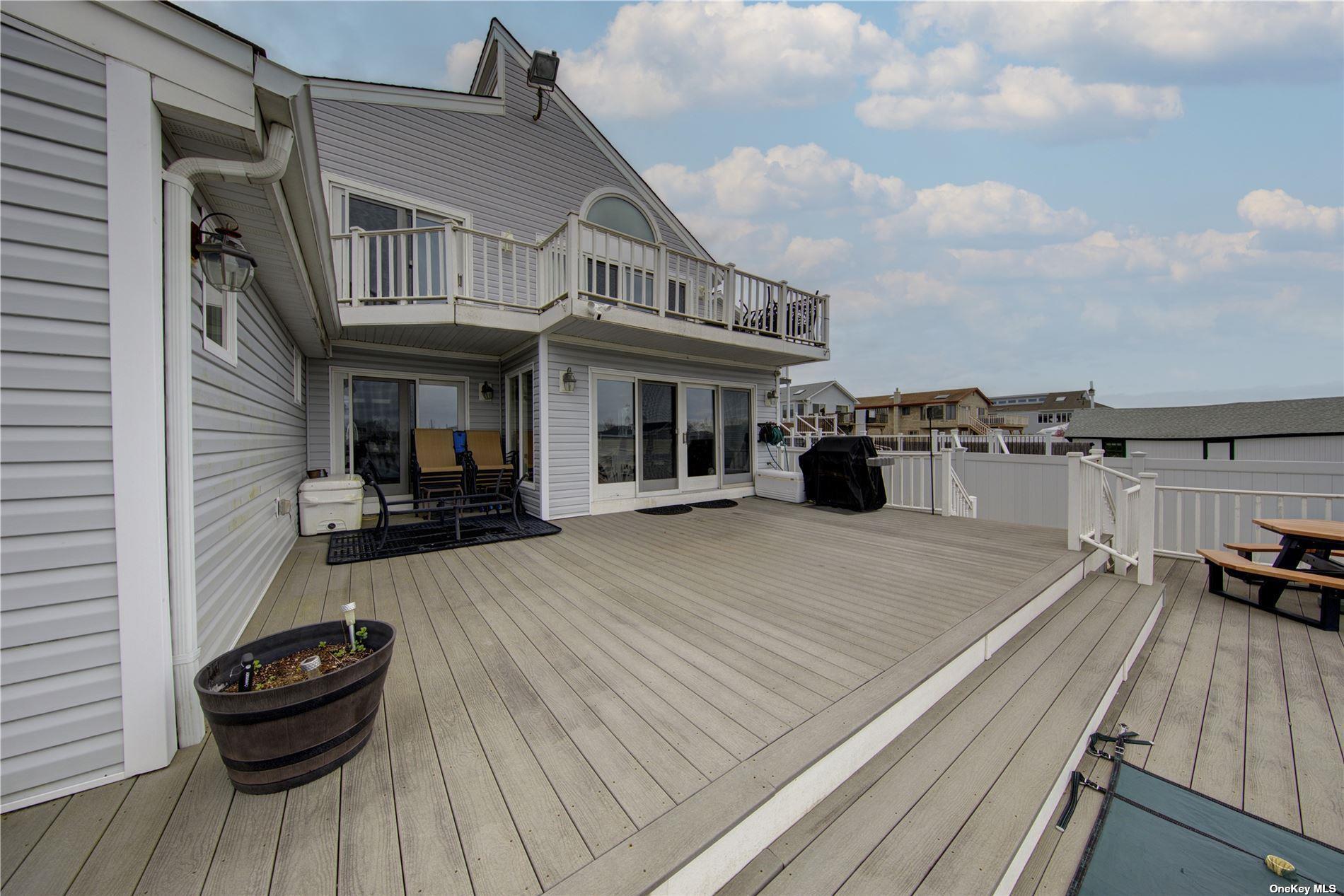 Single Family Shore  Suffolk County, NY 11757, MLS-865203-5
