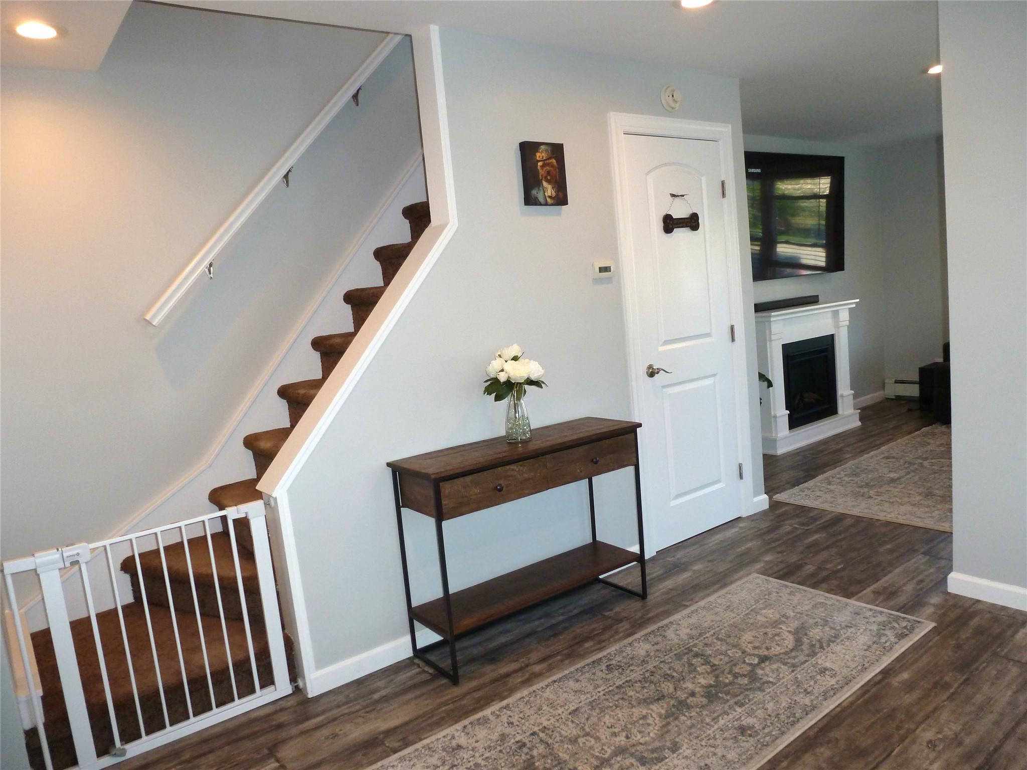 Single Family Evergreen  Suffolk County, NY 11772, MLS-865212-10