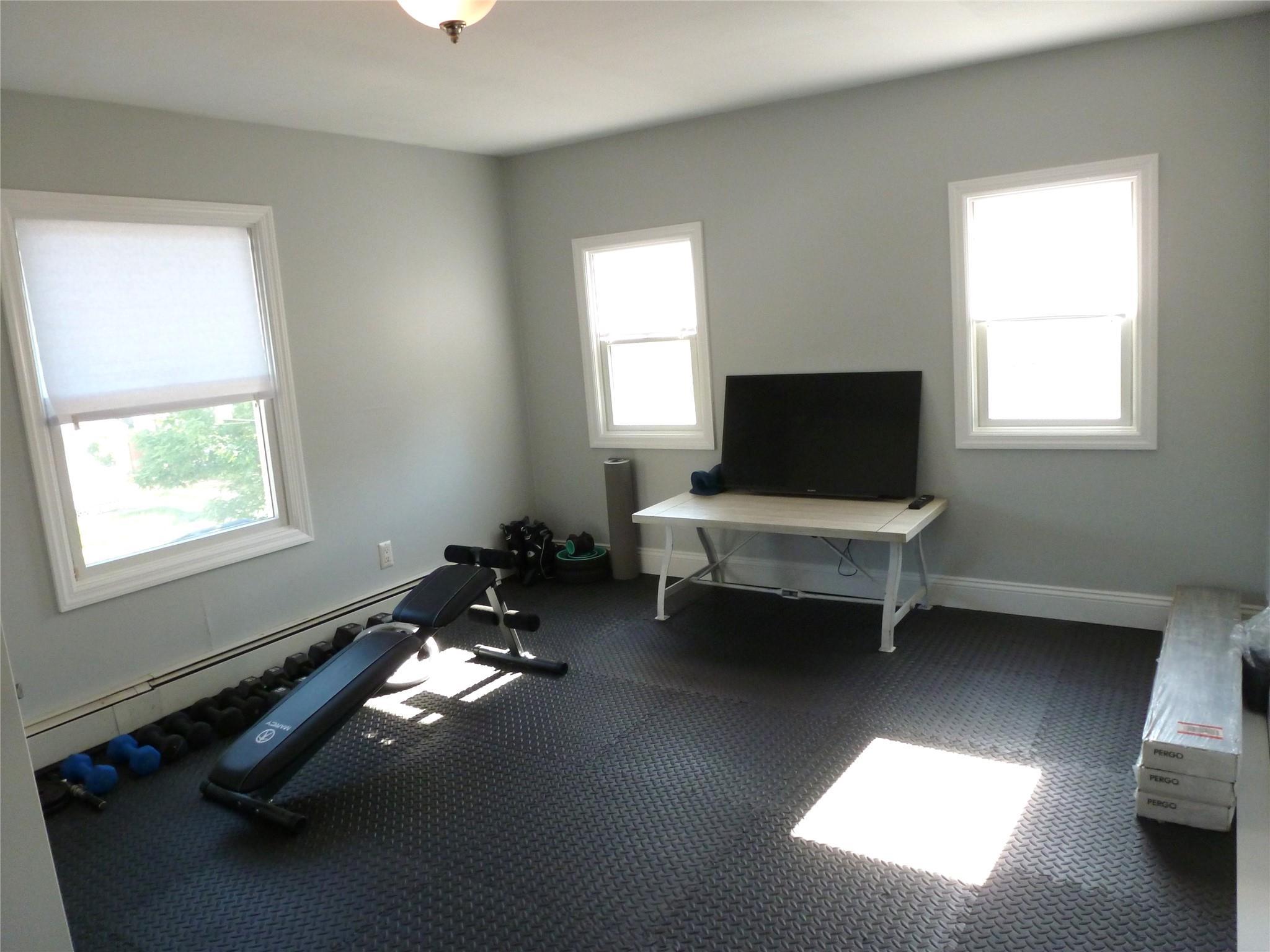 Single Family Evergreen  Suffolk County, NY 11772, MLS-865212-2