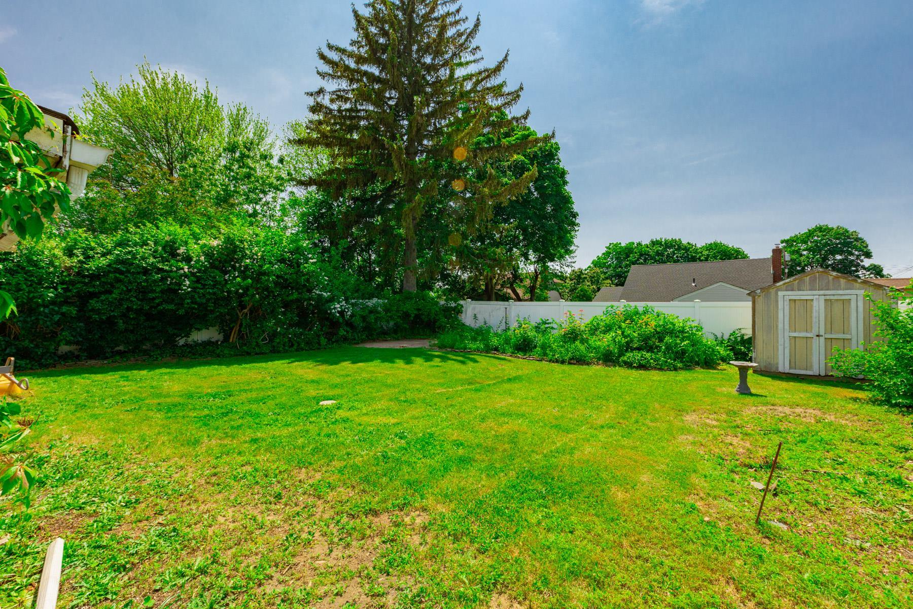 Single Family Jean  Suffolk County, NY 11703, MLS-865215-17