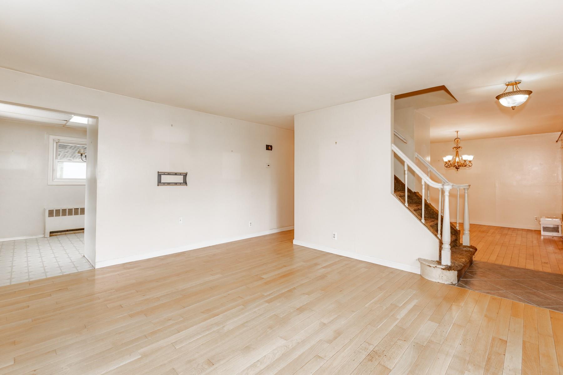 Single Family Jean  Suffolk County, NY 11703, MLS-865215-4
