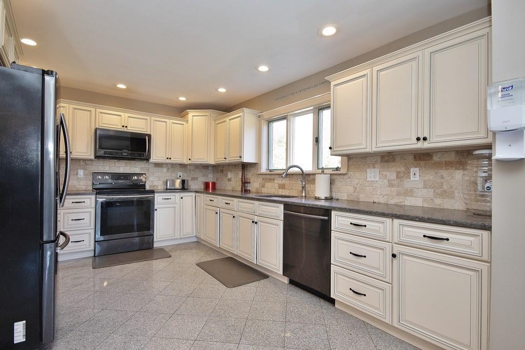 Single Family Hynes  Dutchess County, NY 12570, MLS-865217-14