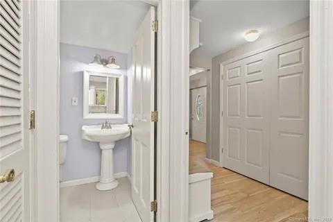 Single Family Hynes  Dutchess County, NY 12570, MLS-865217-30