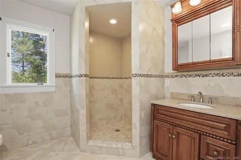 Single Family Hynes  Dutchess County, NY 12570, MLS-865217-31