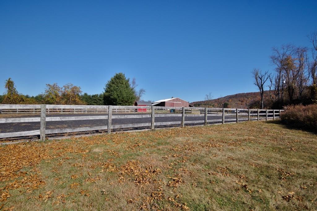 Single Family Hynes  Dutchess County, NY 12570, MLS-865217-33
