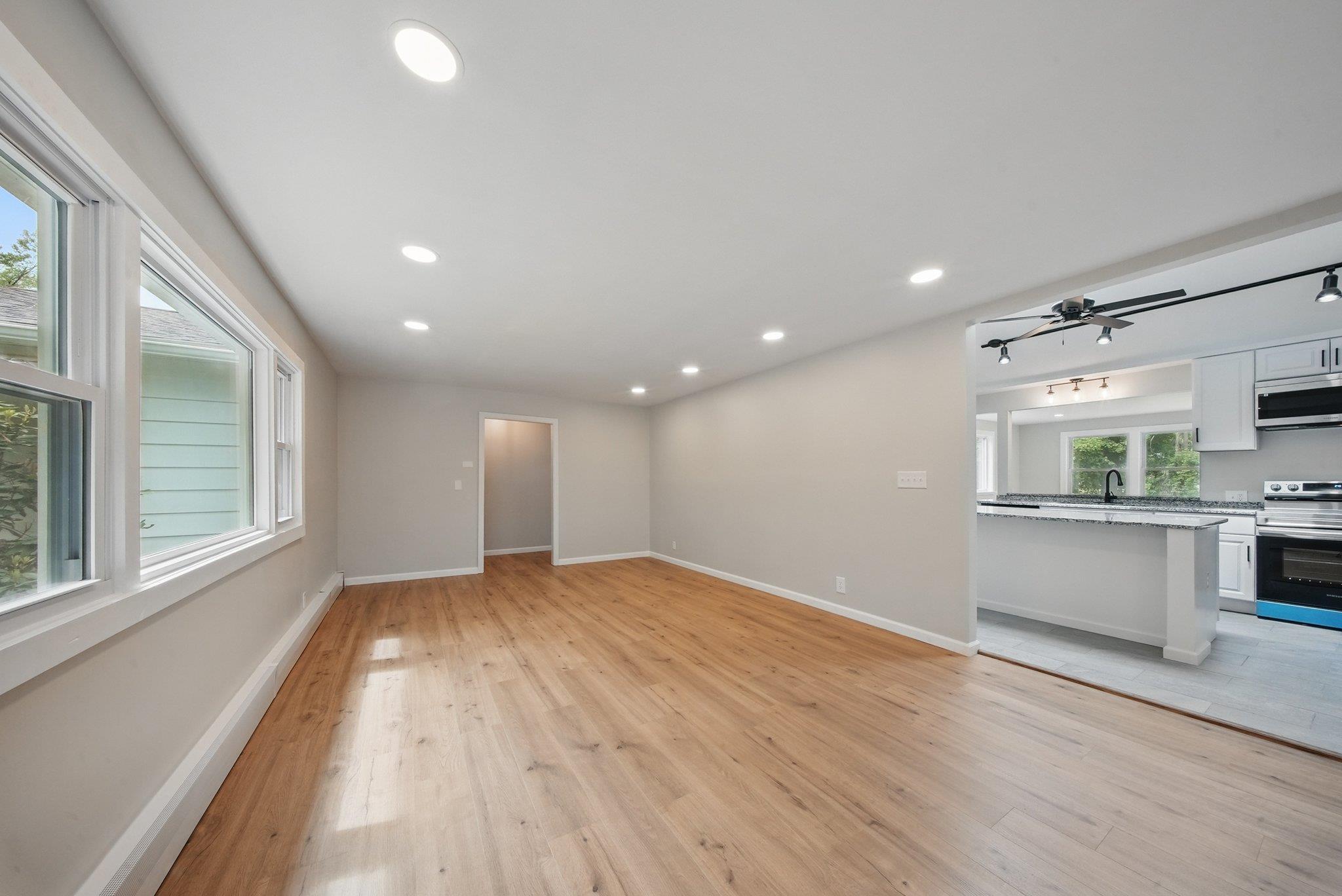 Single Family Roslyn  Ulster County, NY 12428, MLS-865244-10