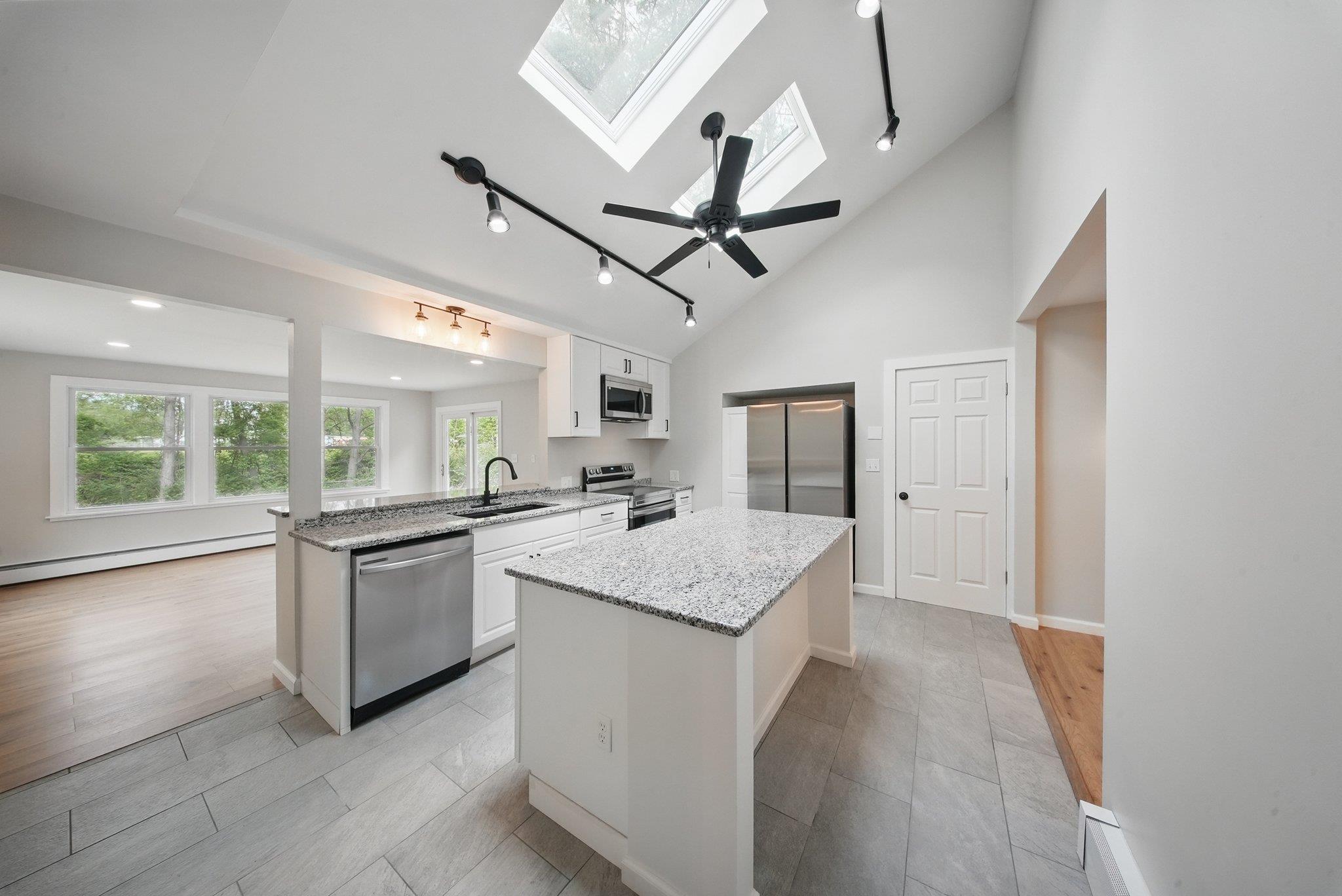 Single Family Roslyn  Ulster County, NY 12428, MLS-865244-13