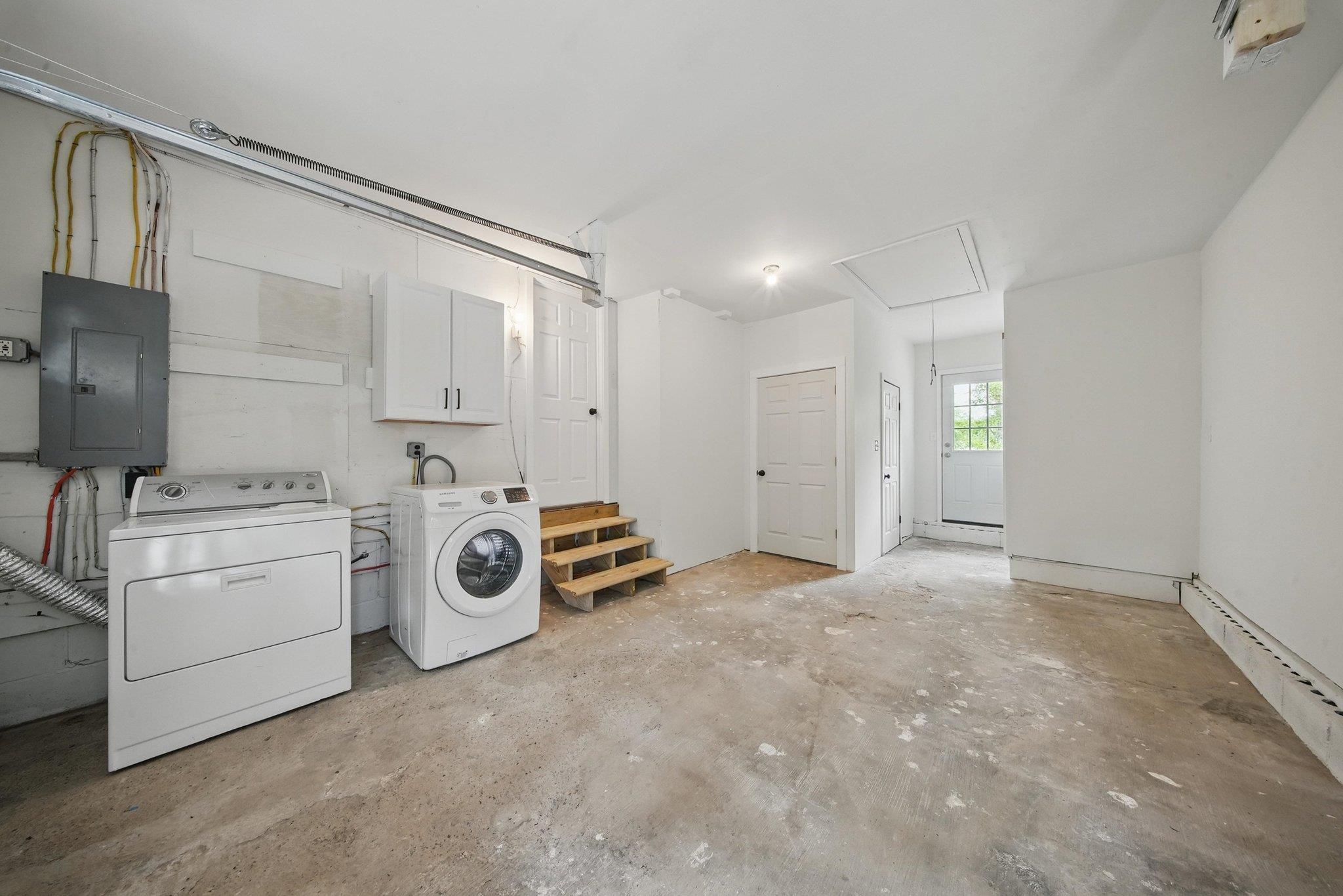 Single Family Roslyn  Ulster County, NY 12428, MLS-865244-25