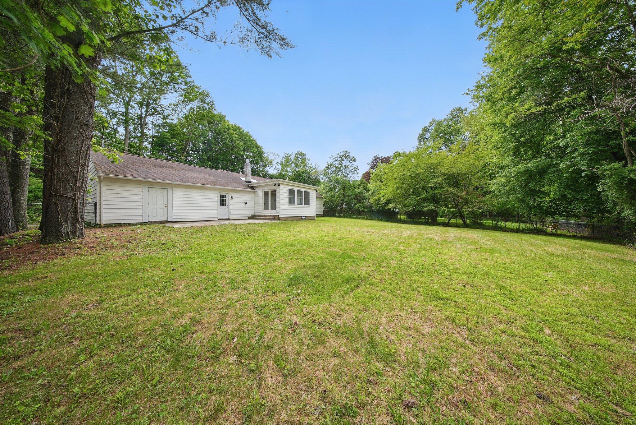 Single Family Roslyn  Ulster County, NY 12428, MLS-865244-3